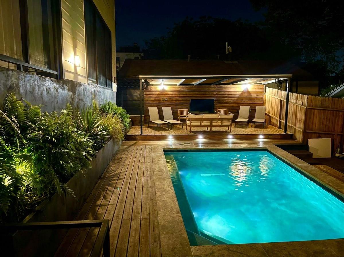 1914 E 8th St, Austin, TX 78702