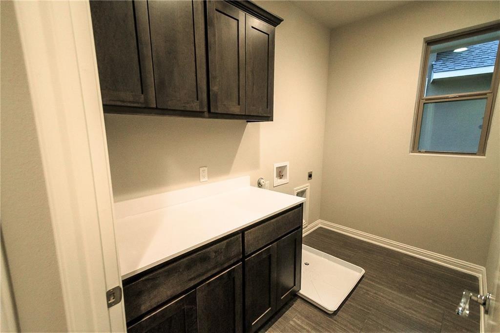 6814 E Riverside Dr # 114, Austin, TX 78741
