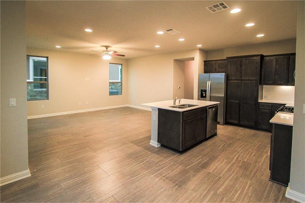 6814 E Riverside Dr # 114, Austin, TX 78741