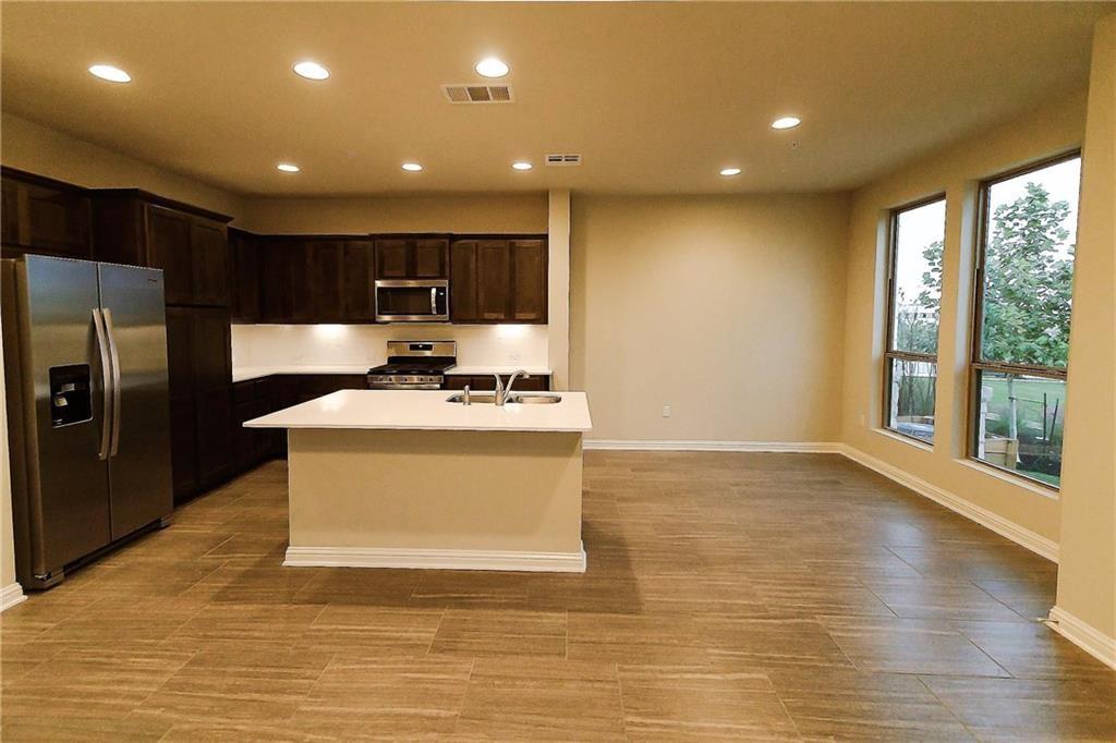 6814 E Riverside Dr # 114, Austin, TX 78741