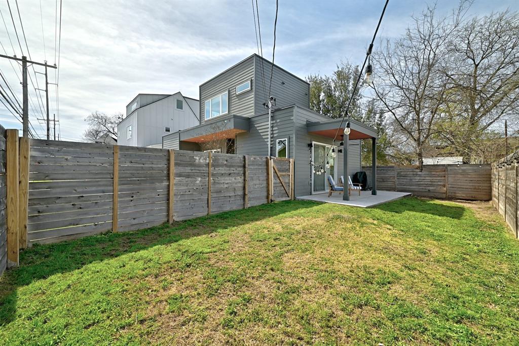 2812 E 4th St # 2, Austin, TX 78702