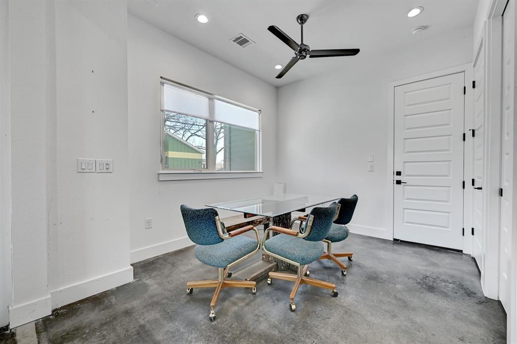2812 E 4th St # 2, Austin, TX 78702