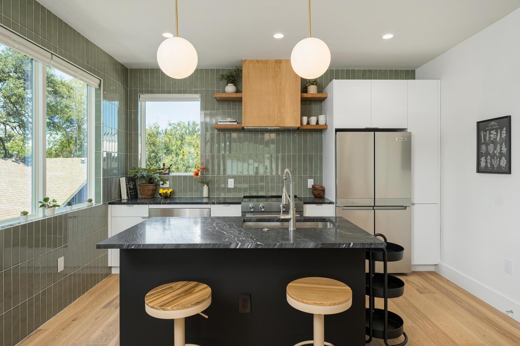 1007 E 15th St # 2, Austin, TX 78702