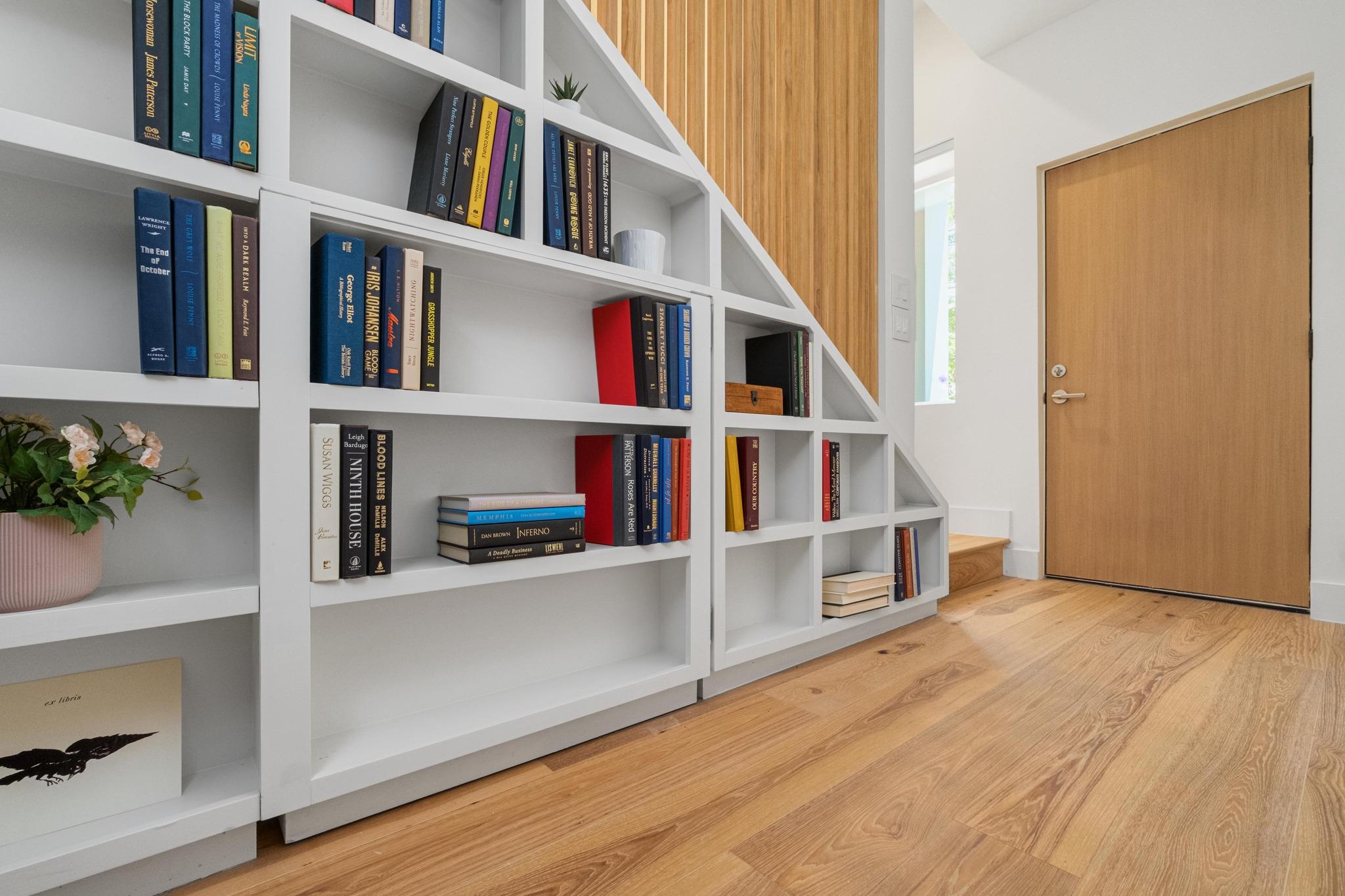 1007 E 15th St # 2, Austin, TX 78702