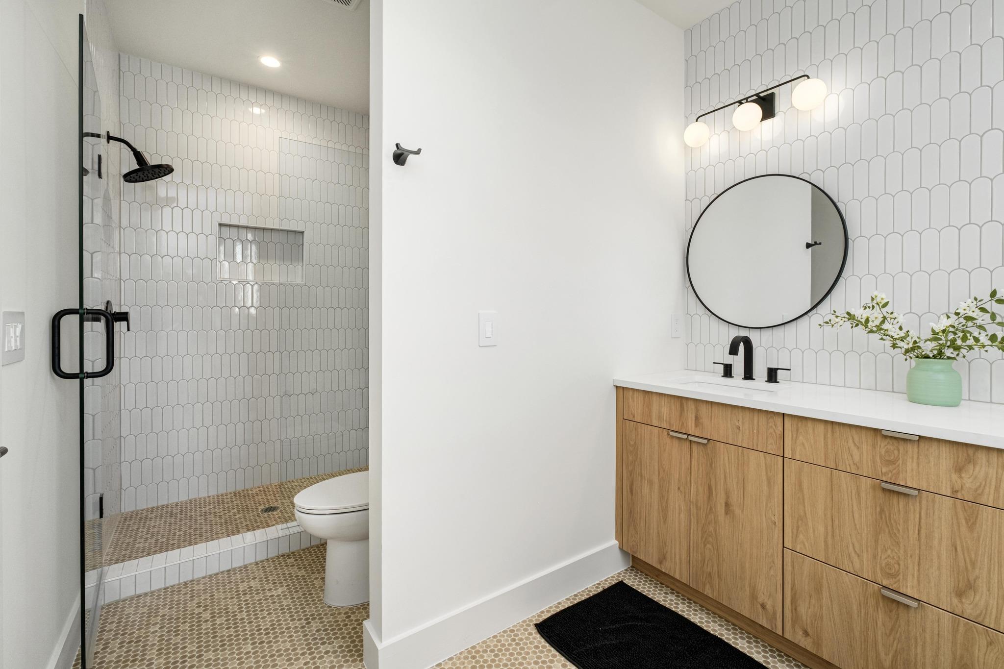 1007 E 15th St # 2, Austin, TX 78702