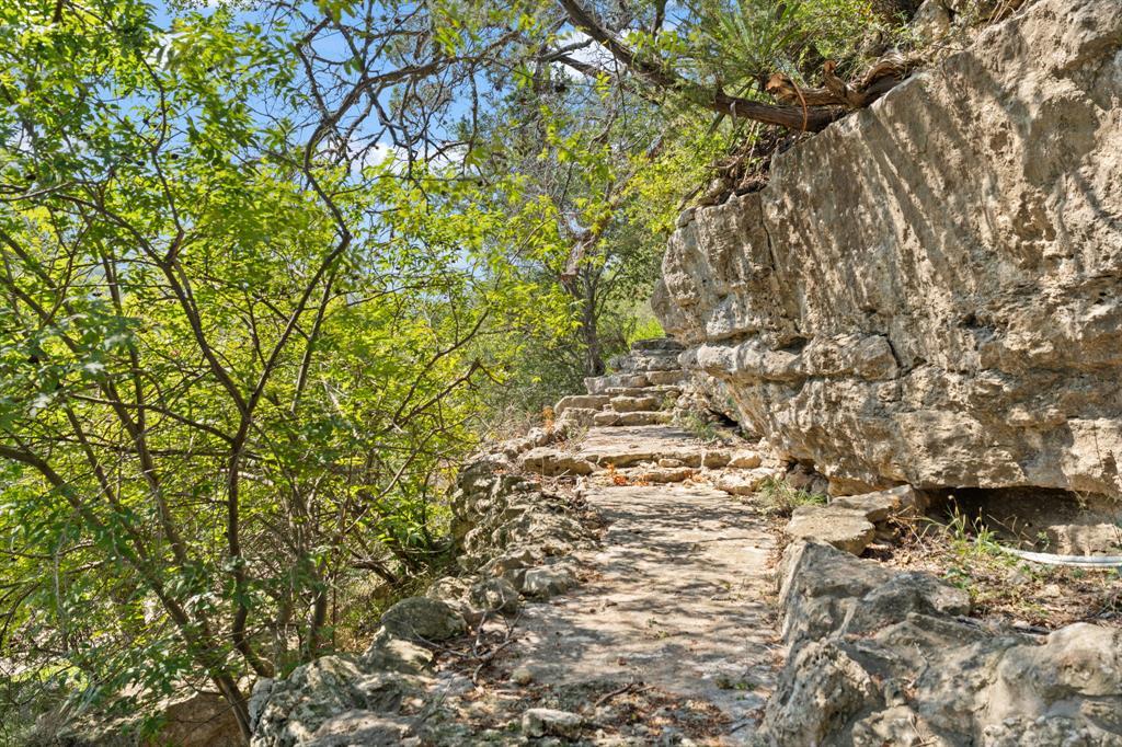 Lot 8, blk. A, sec.2B Likeness Rd, Spicewood, TX 78669