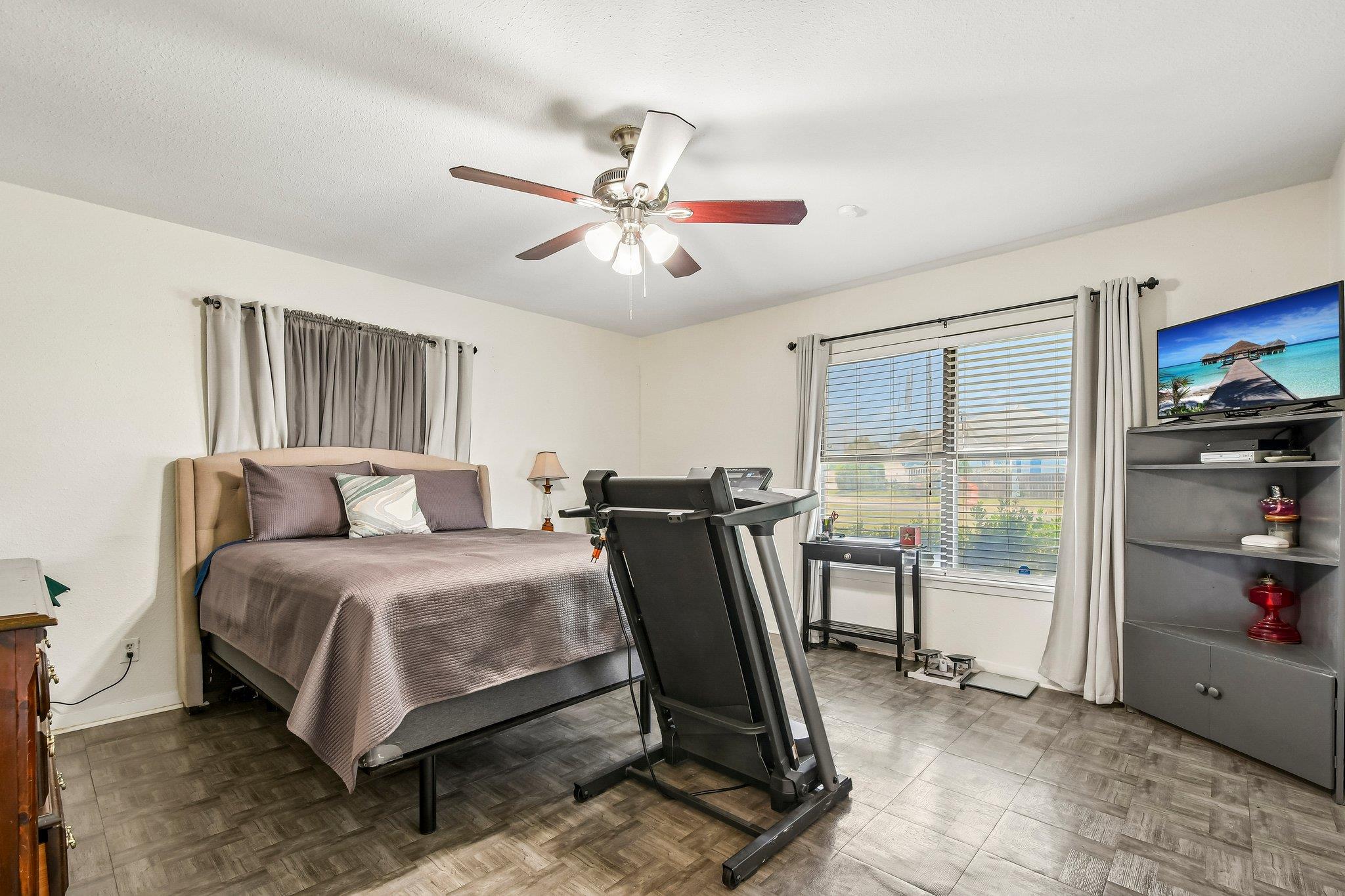 101 Brown St, Elgin, TX 78621