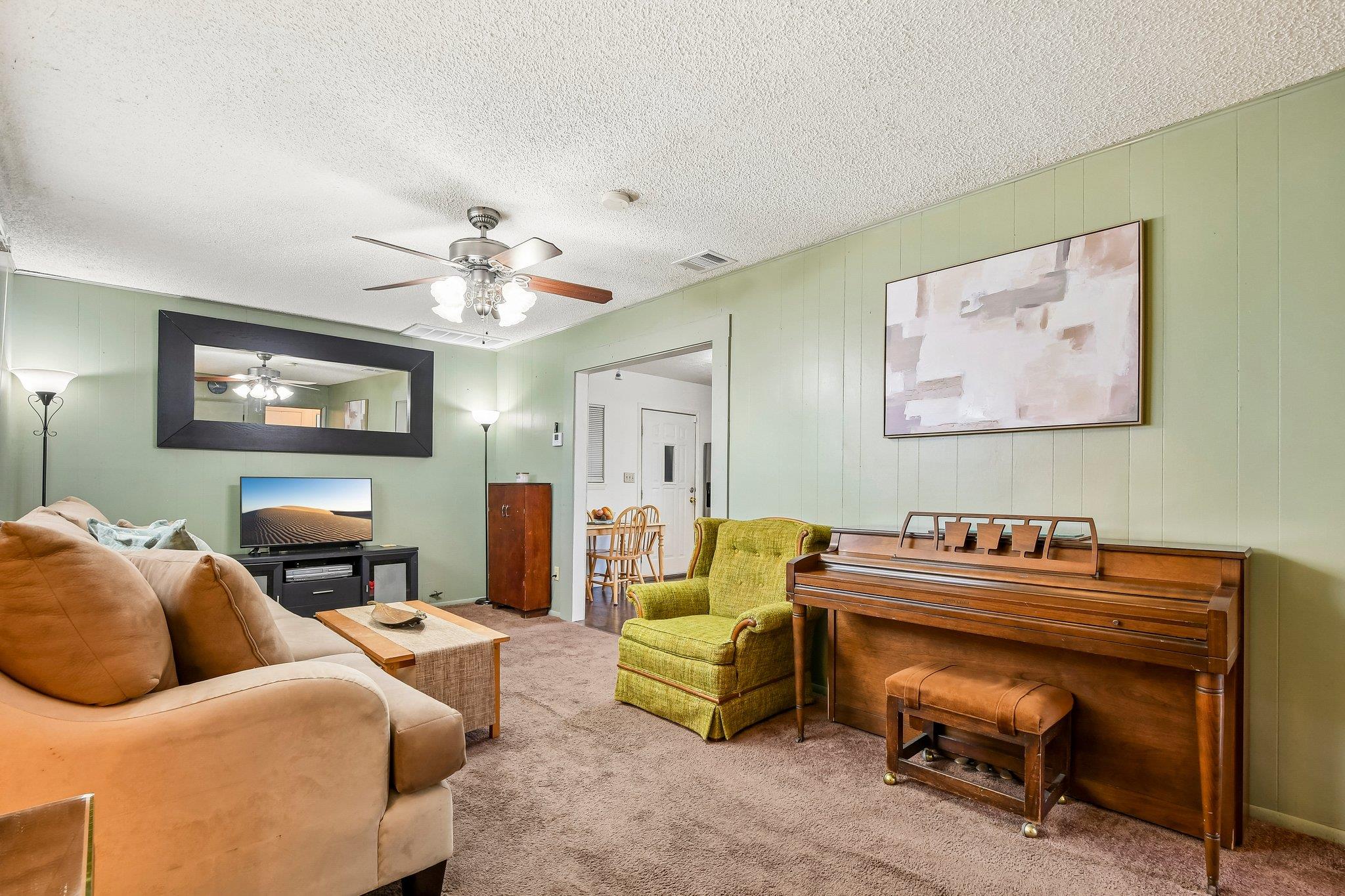 101 Brown St, Elgin, TX 78621