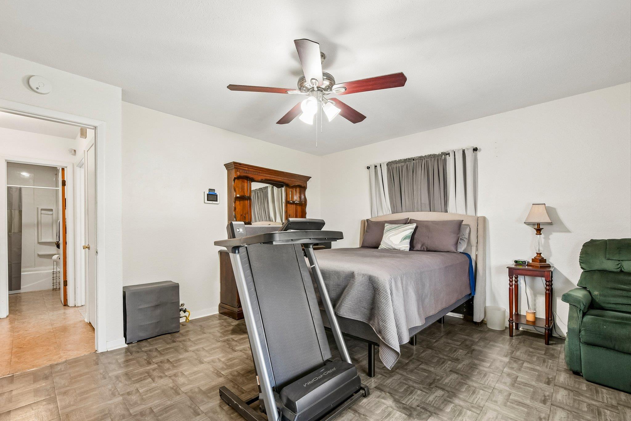 101 Brown St, Elgin, TX 78621