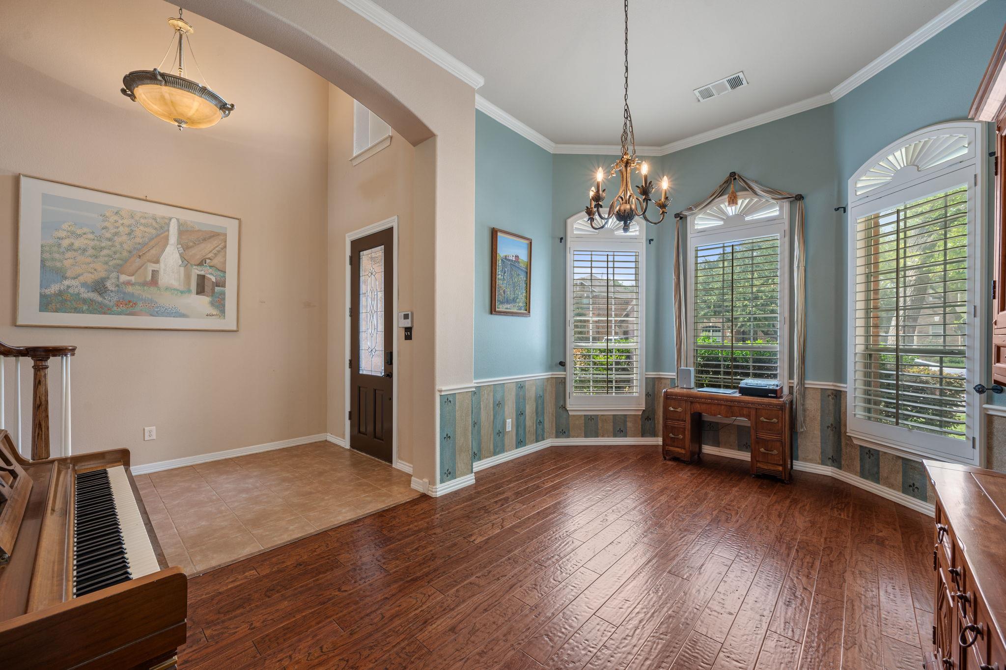 2917 Laurel Grove Way, Round Rock, TX 78681