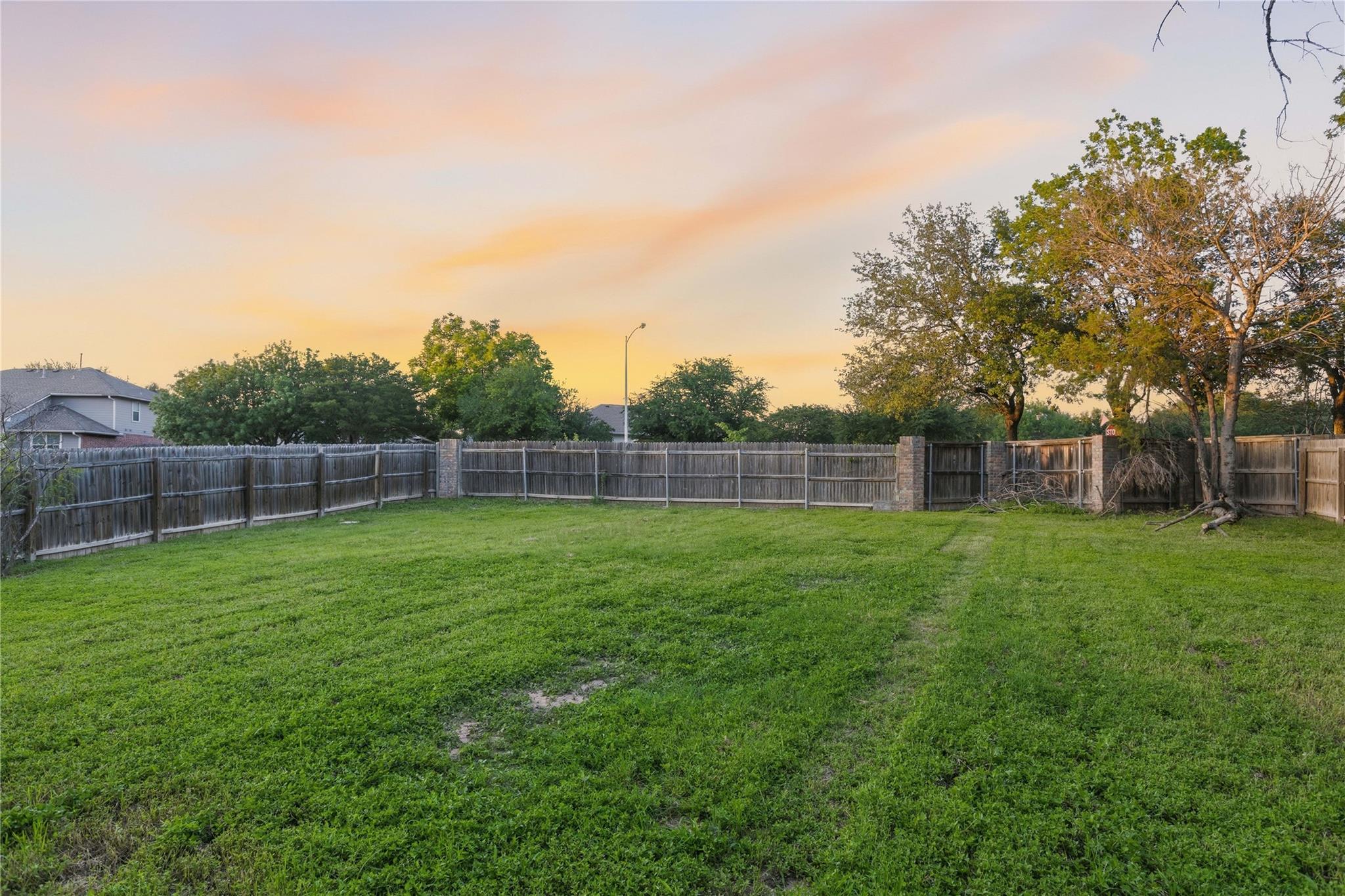 6706 Carisbrooke Ln, Austin, TX 78754