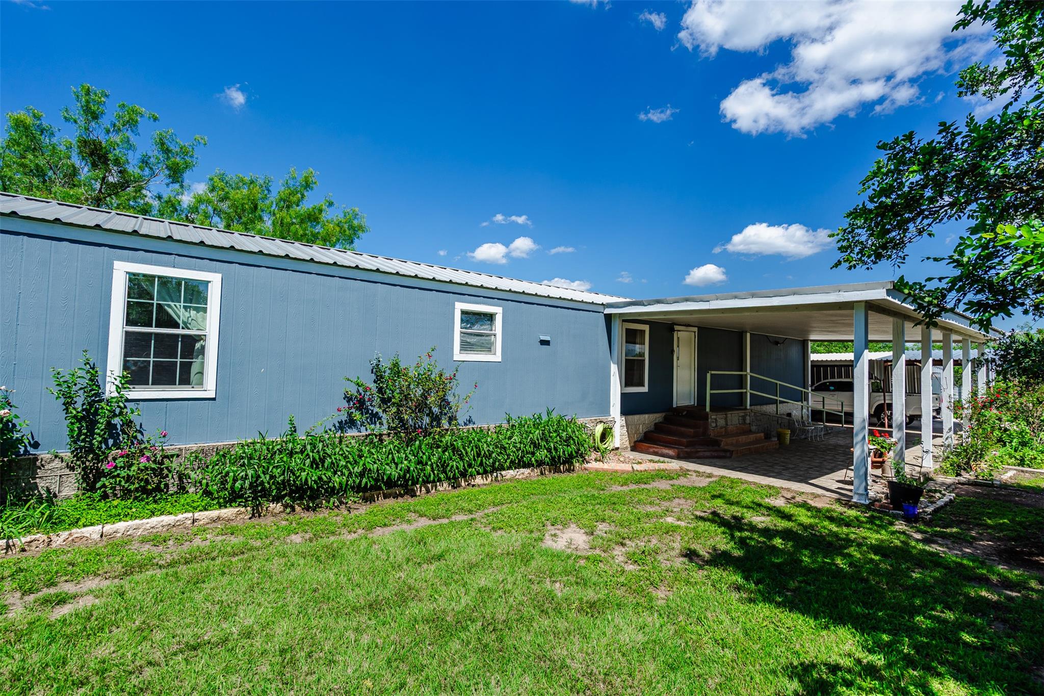 278 Forister Ranch Dr, Dale, TX 78616