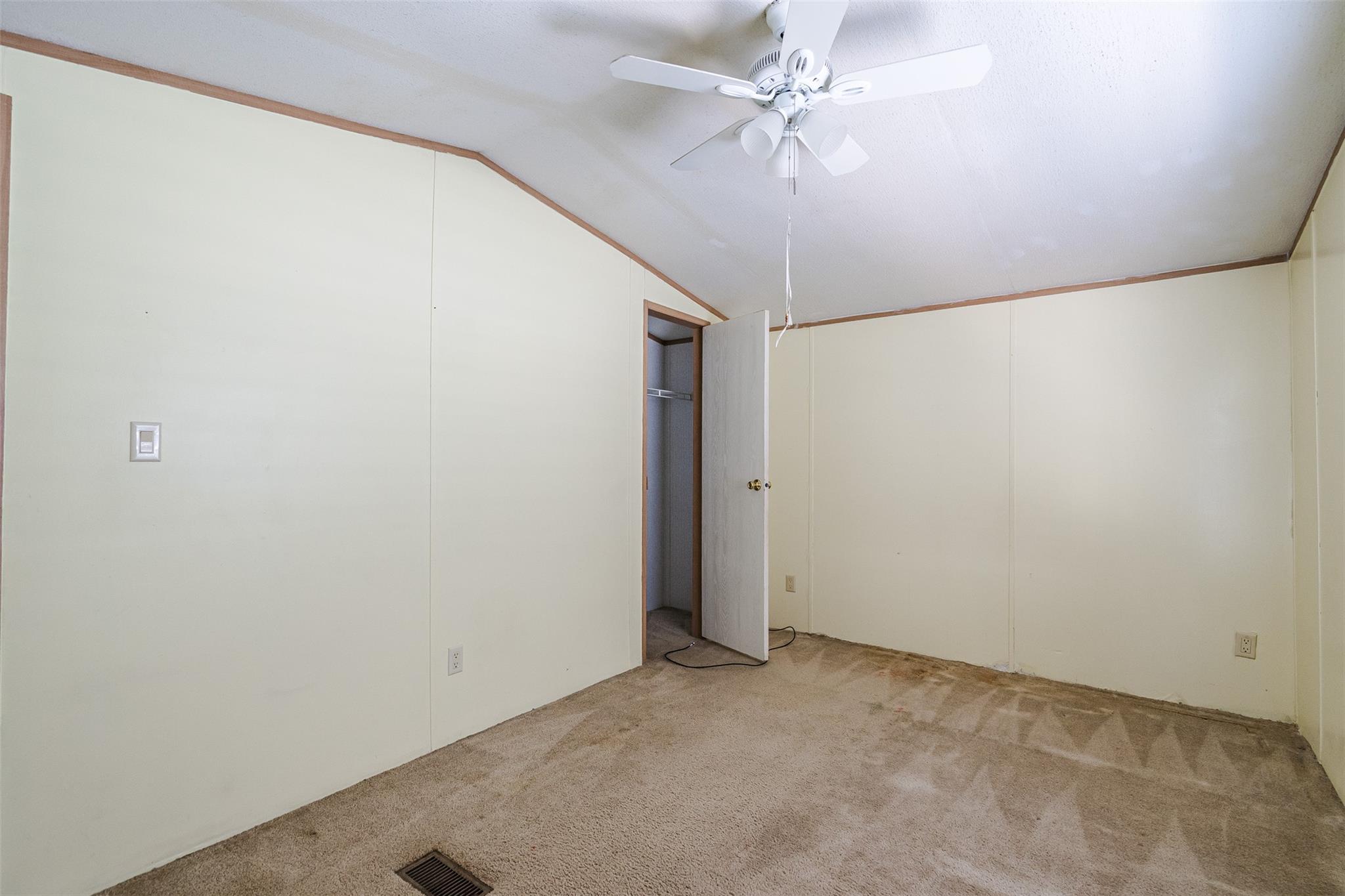 278 Forister Ranch Dr, Dale, TX 78616