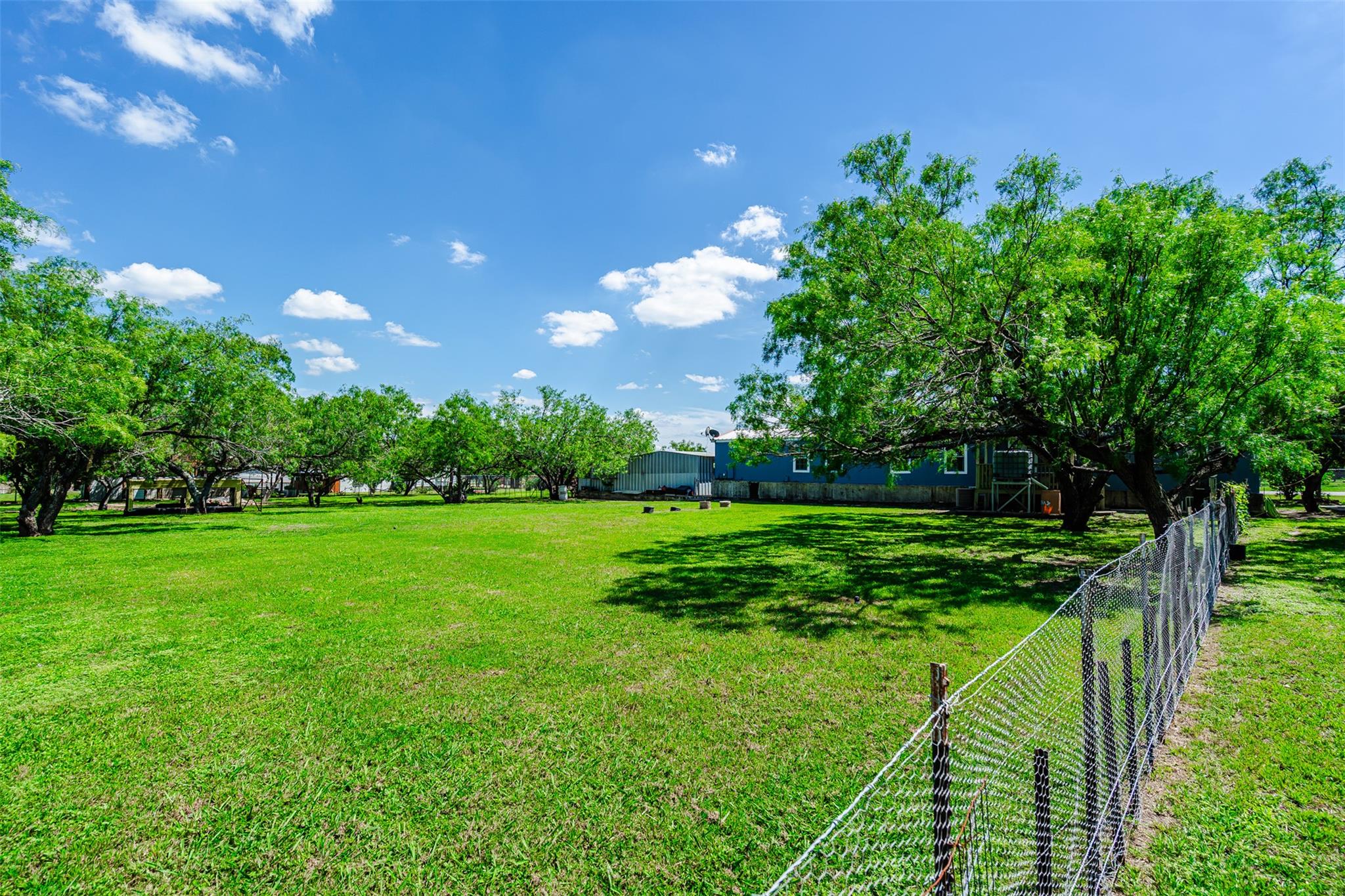 278 Forister Ranch Dr, Dale, TX 78616
