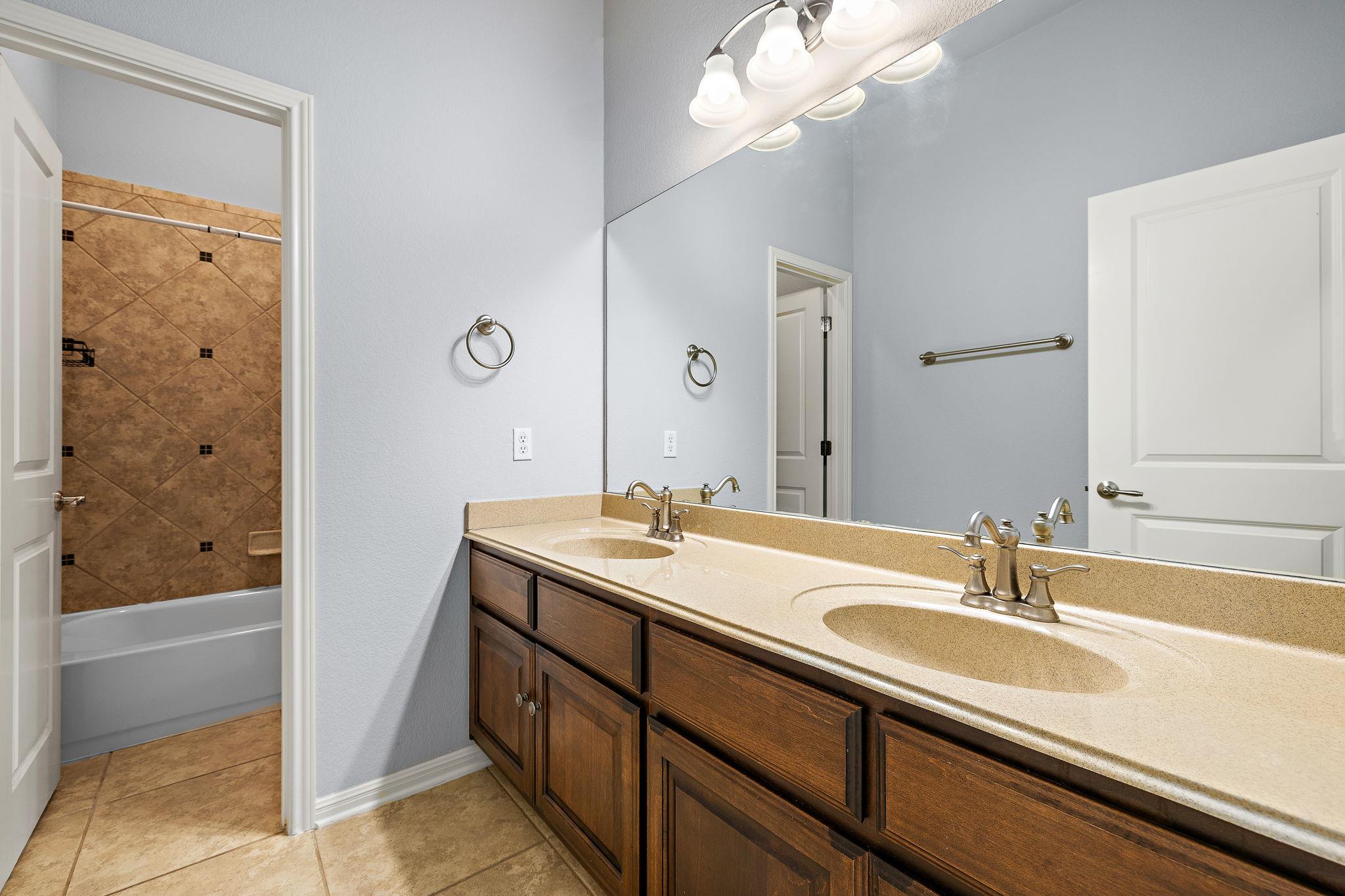 12713 Tierra Grande Trl, Austin, TX 78732