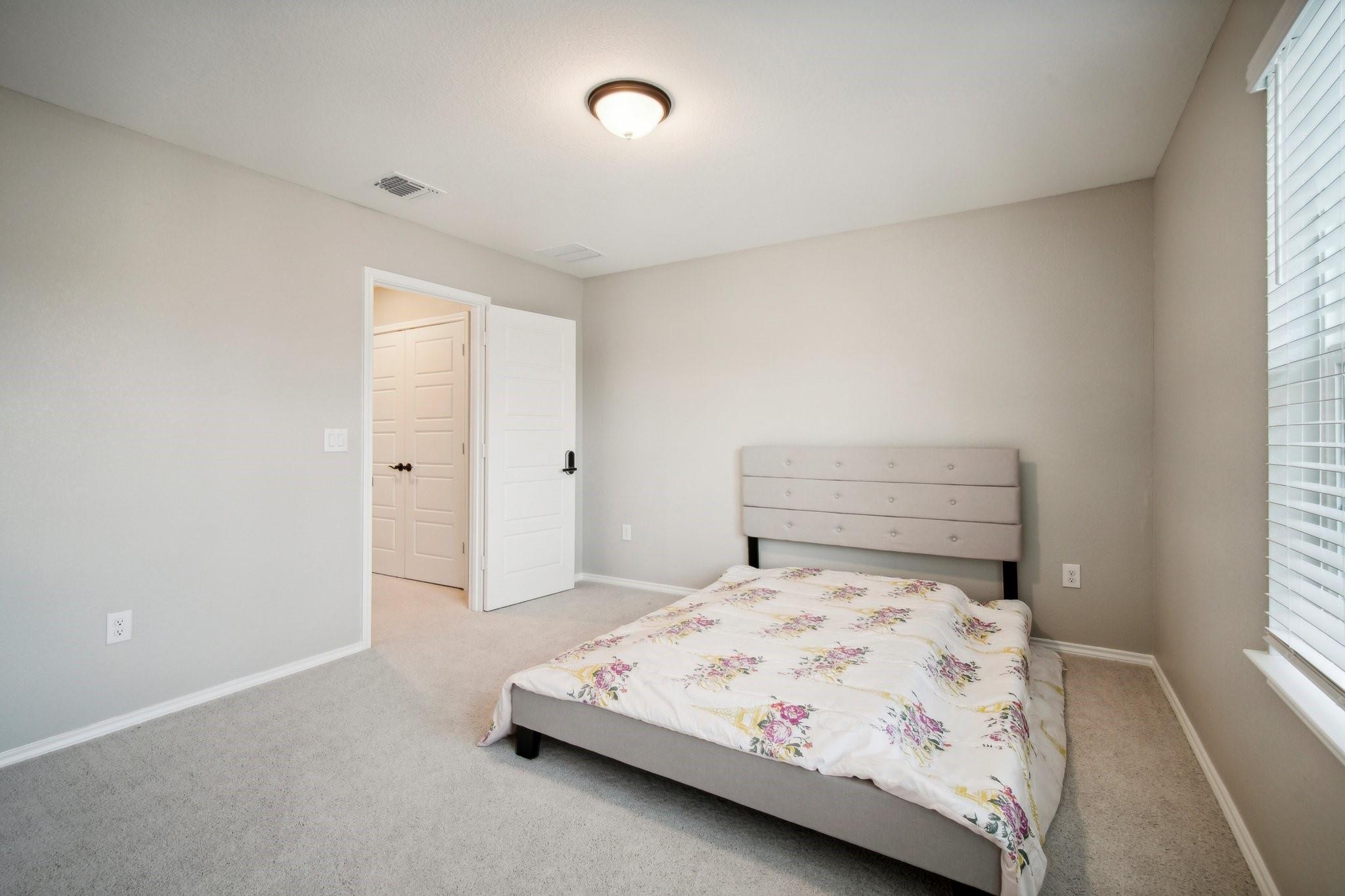 7102 Summer Tanager Dr # 16, Austin, TX 78744