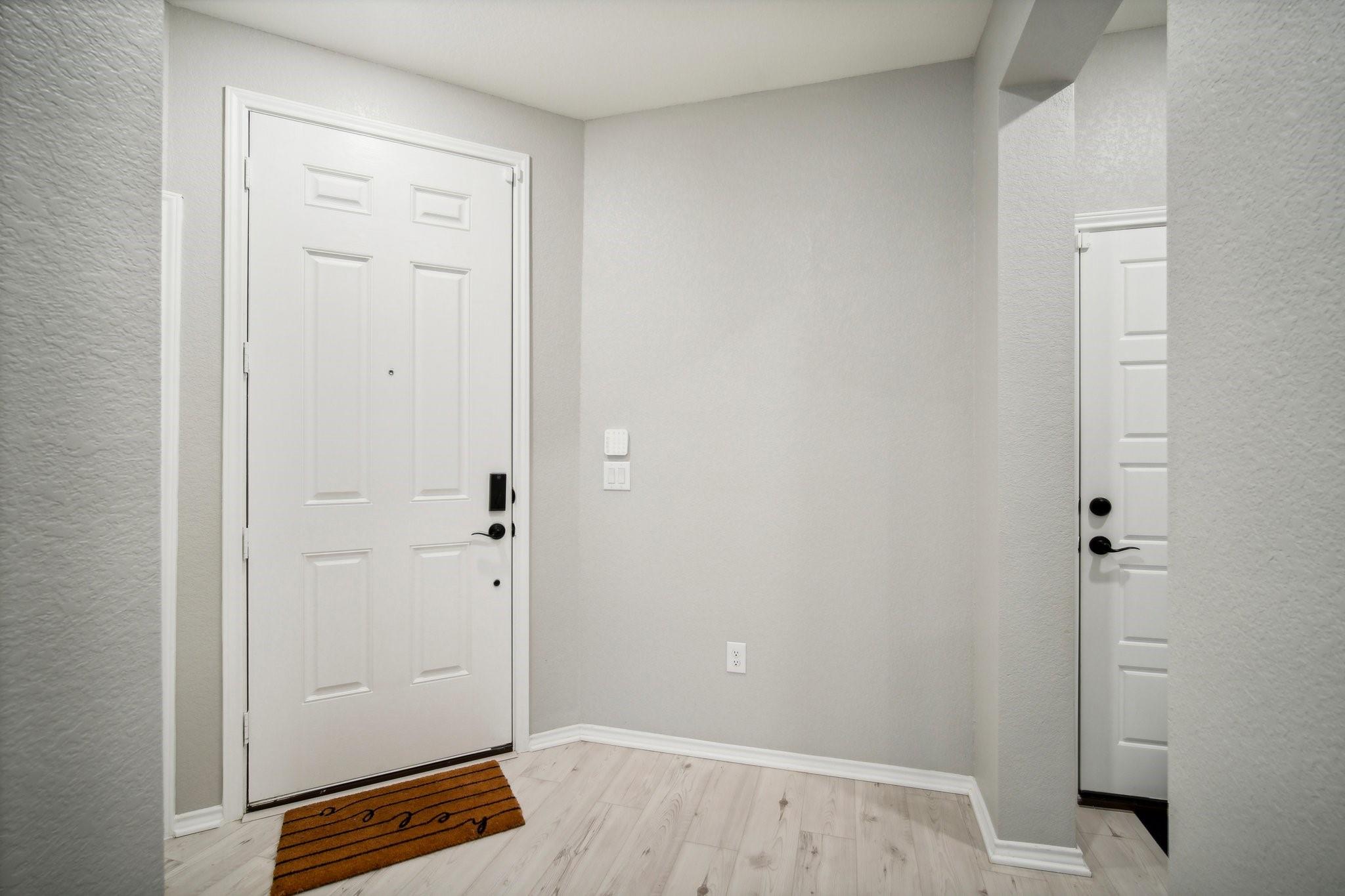 7102 Summer Tanager Dr # 16, Austin, TX 78744