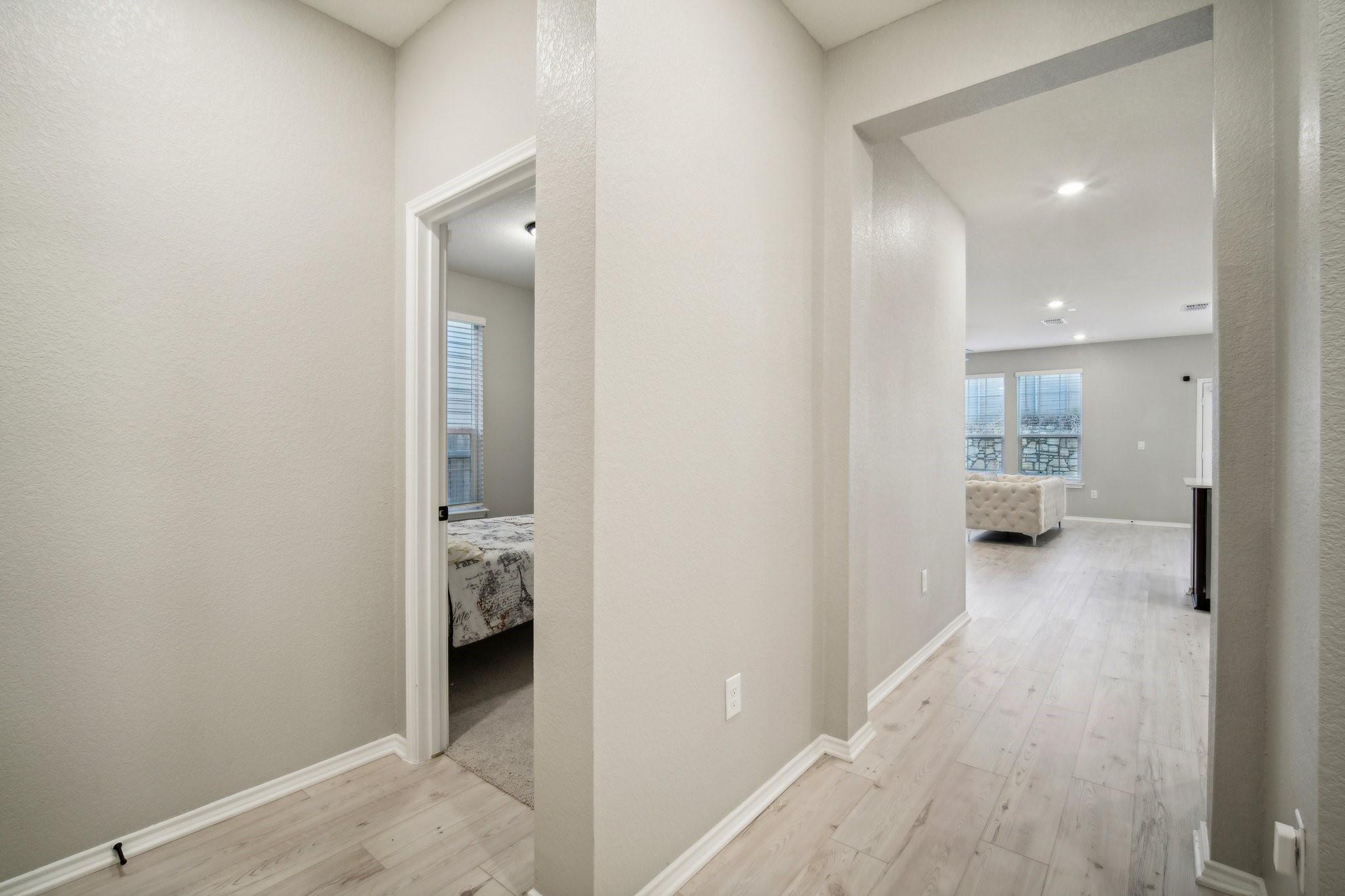 7102 Summer Tanager Dr # 16, Austin, TX 78744