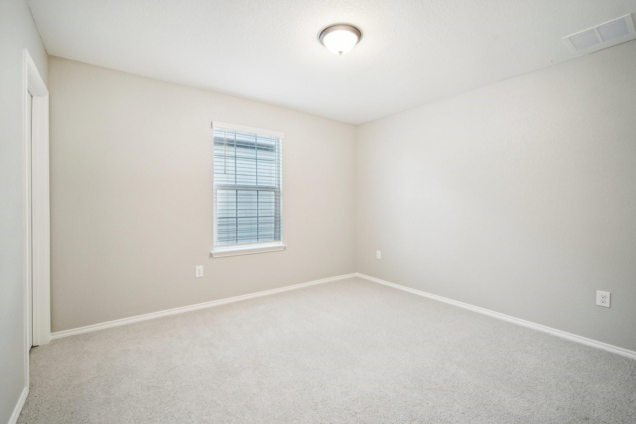 7102 Summer Tanager Dr # 16, Austin, TX 78744
