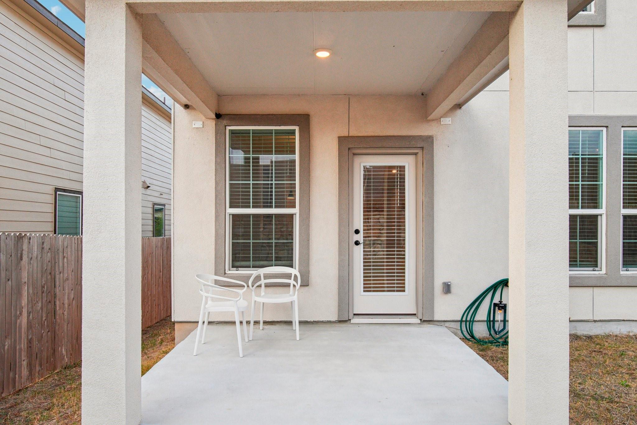7102 Summer Tanager Dr # 16, Austin, TX 78744