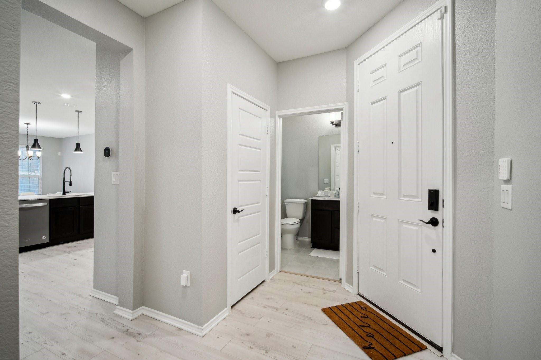 7102 Summer Tanager Dr # 16, Austin, TX 78744