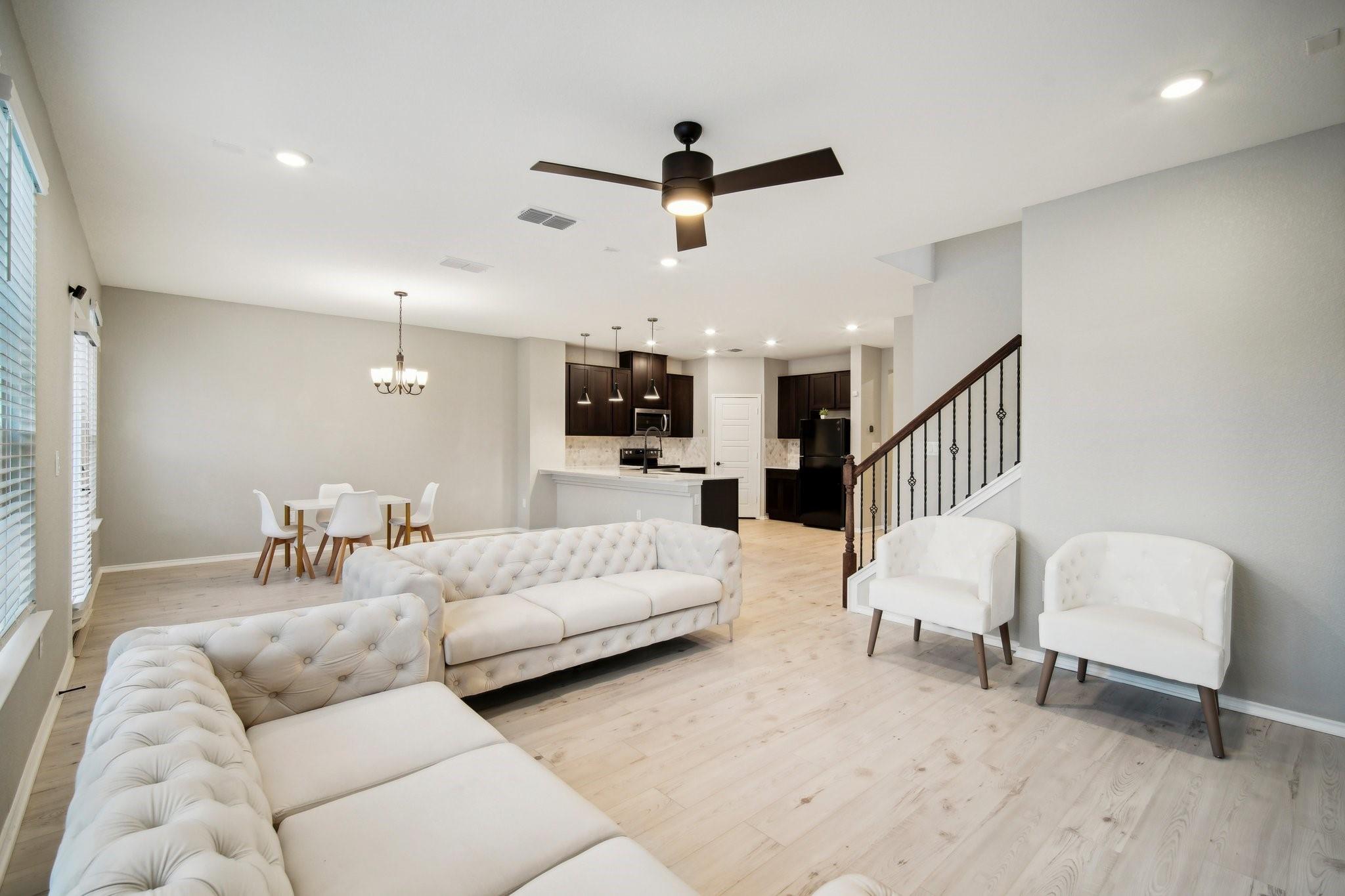 7102 Summer Tanager Dr # 16, Austin, TX 78744