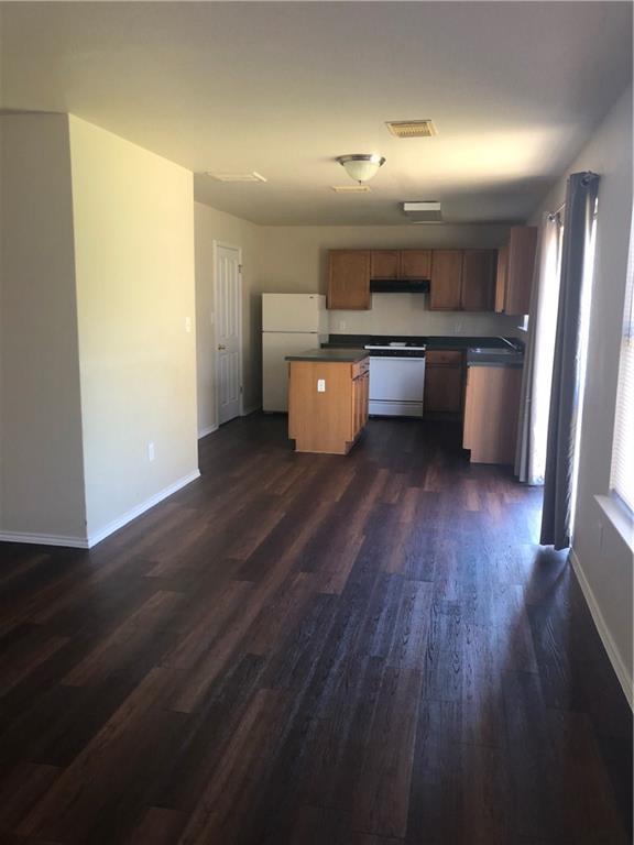 5805 Lark Creek Dr, Austin, TX 78744