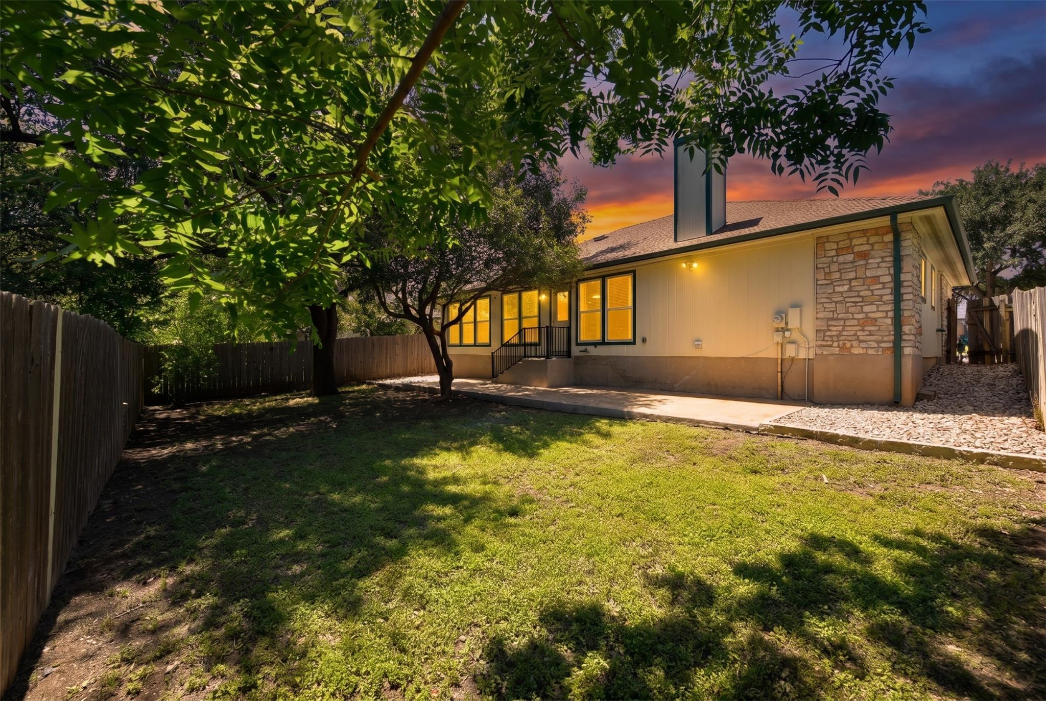 2402 Spring Wagon Ln, Austin, TX 78728