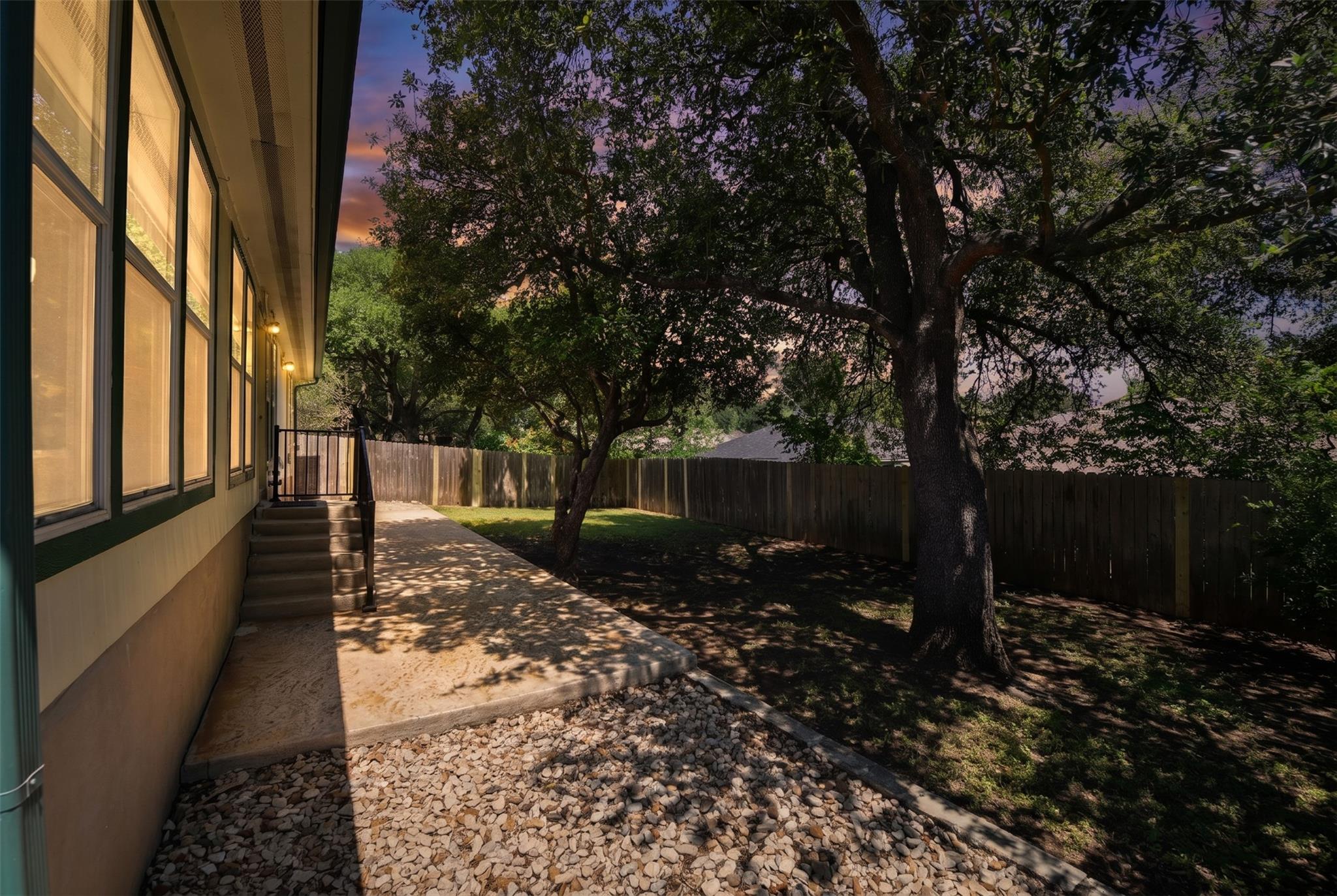 2402 Spring Wagon Ln, Austin, TX 78728