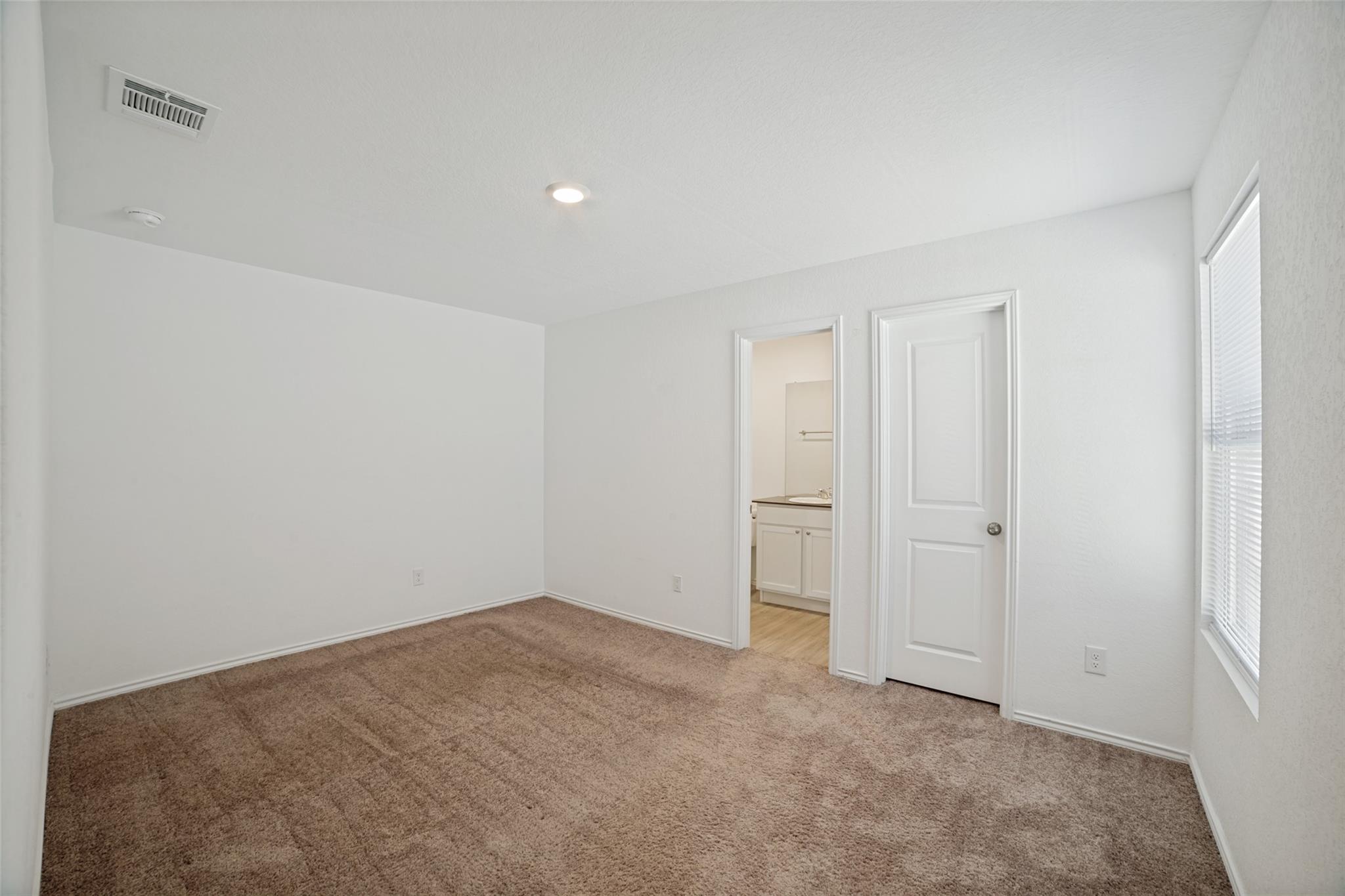 7631 Parish Pl, San Antonio, TX 78253