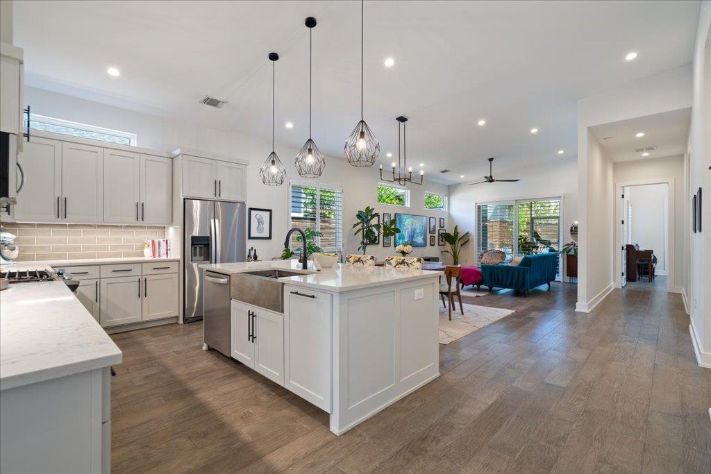 7009 Zachary Dr, Austin, TX 78724