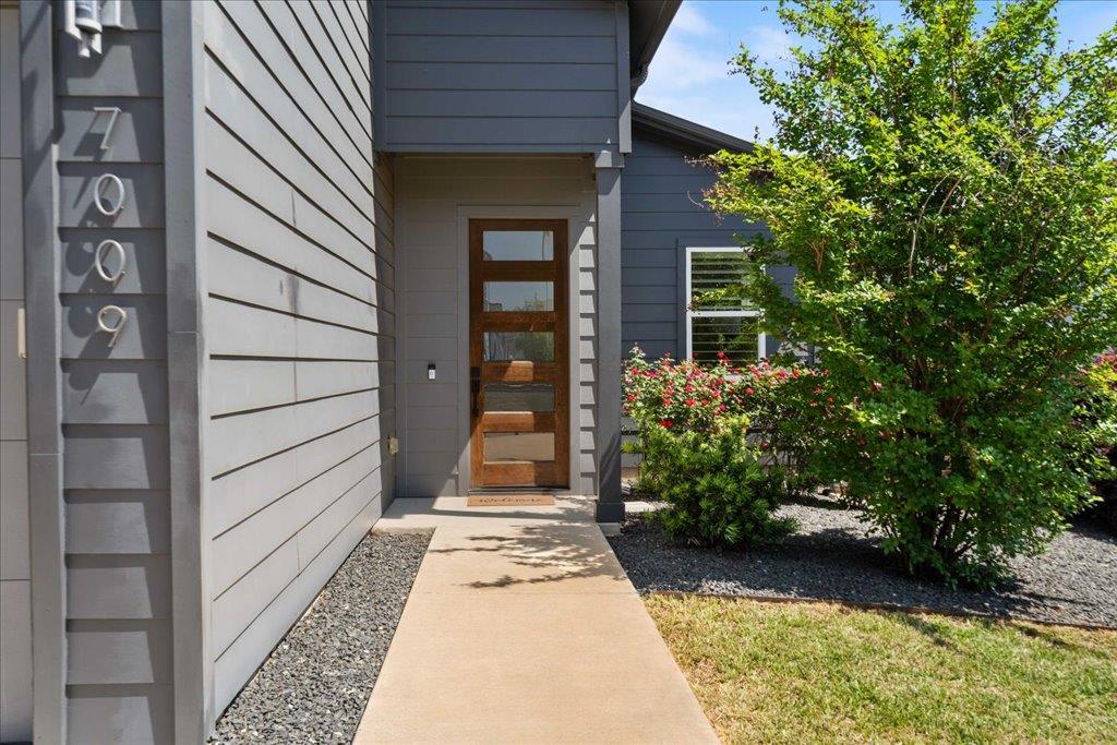 7009 Zachary Dr, Austin, TX 78724
