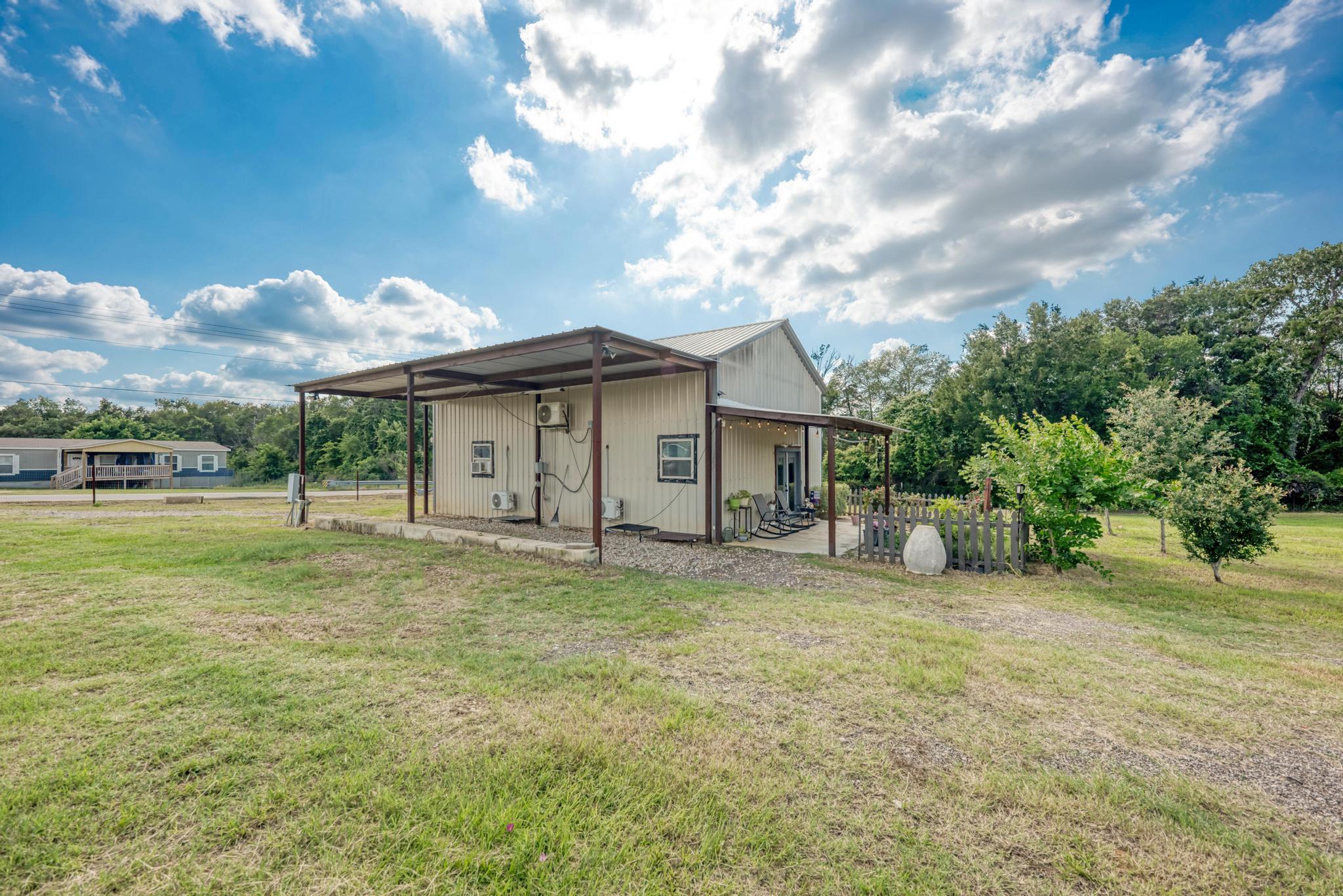 114 La Cascada Pass, Elgin, TX 78621