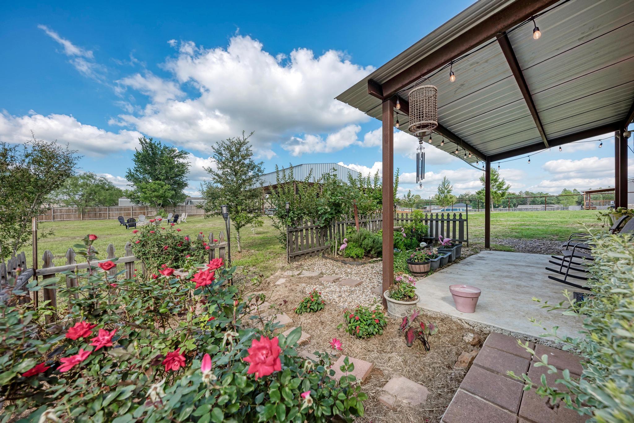114 La Cascada Pass, Elgin, TX 78621