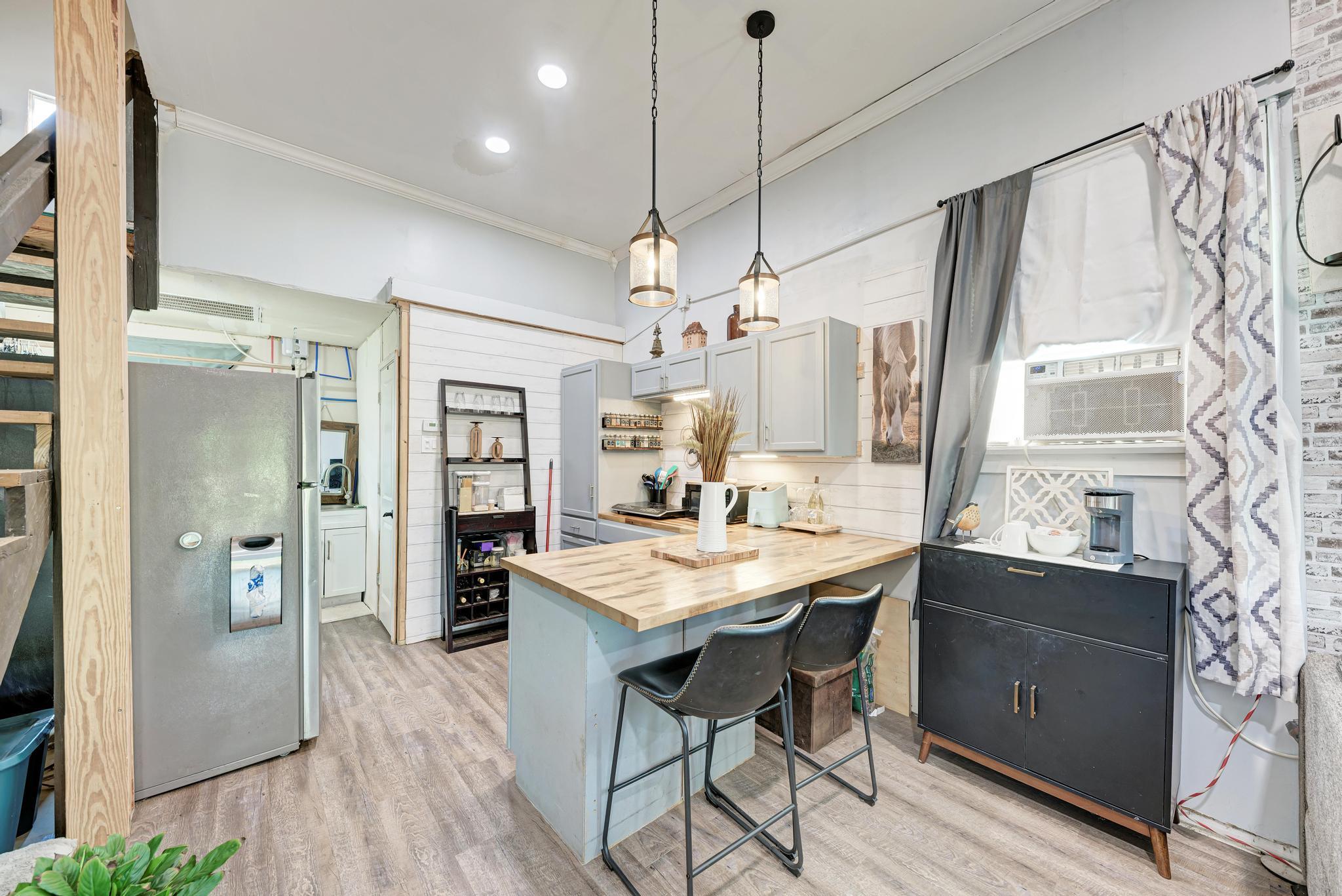 114 La Cascada Pass, Elgin, TX 78621