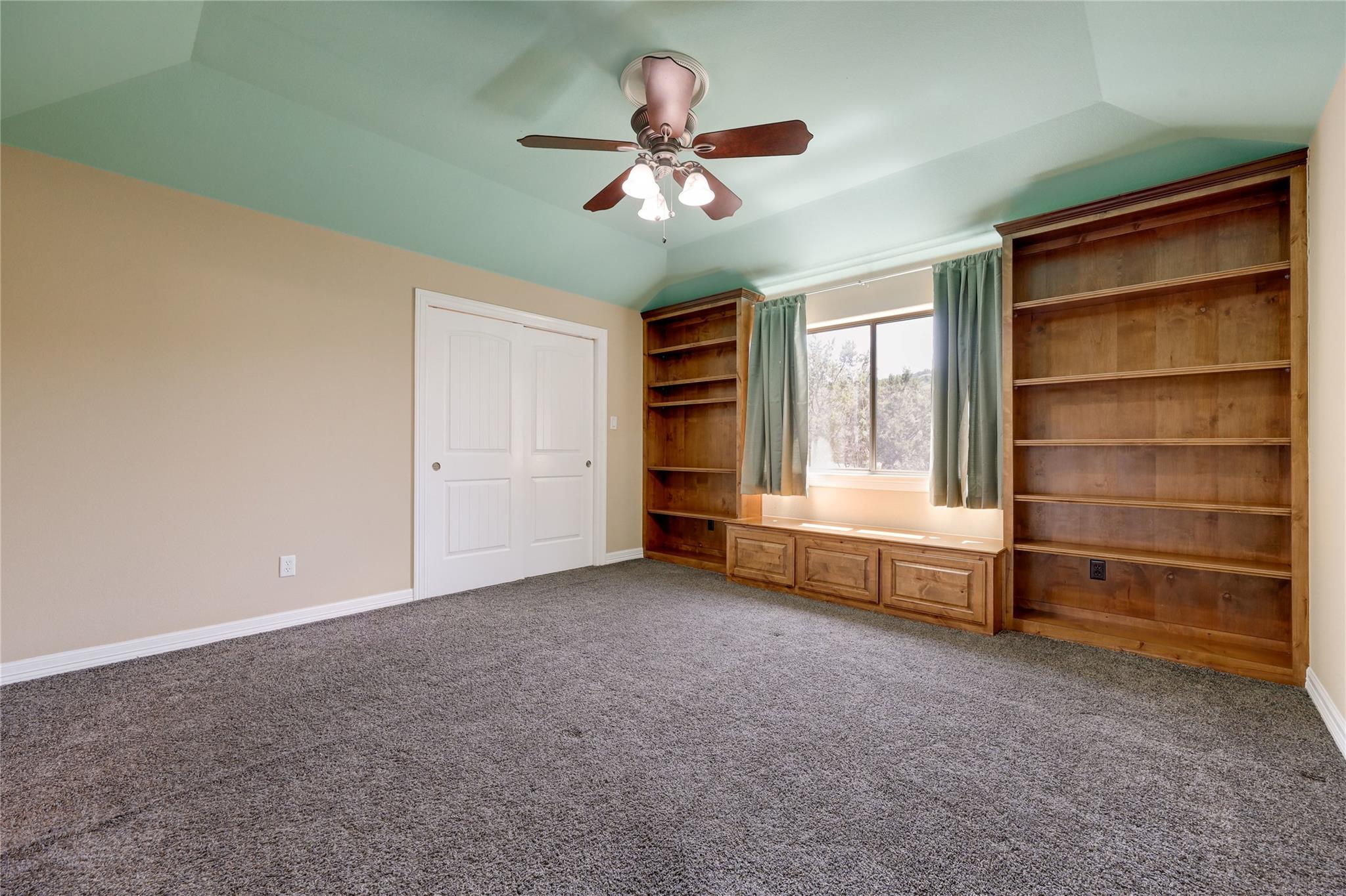 18007 Crystal Cv, Jonestown, TX 78645