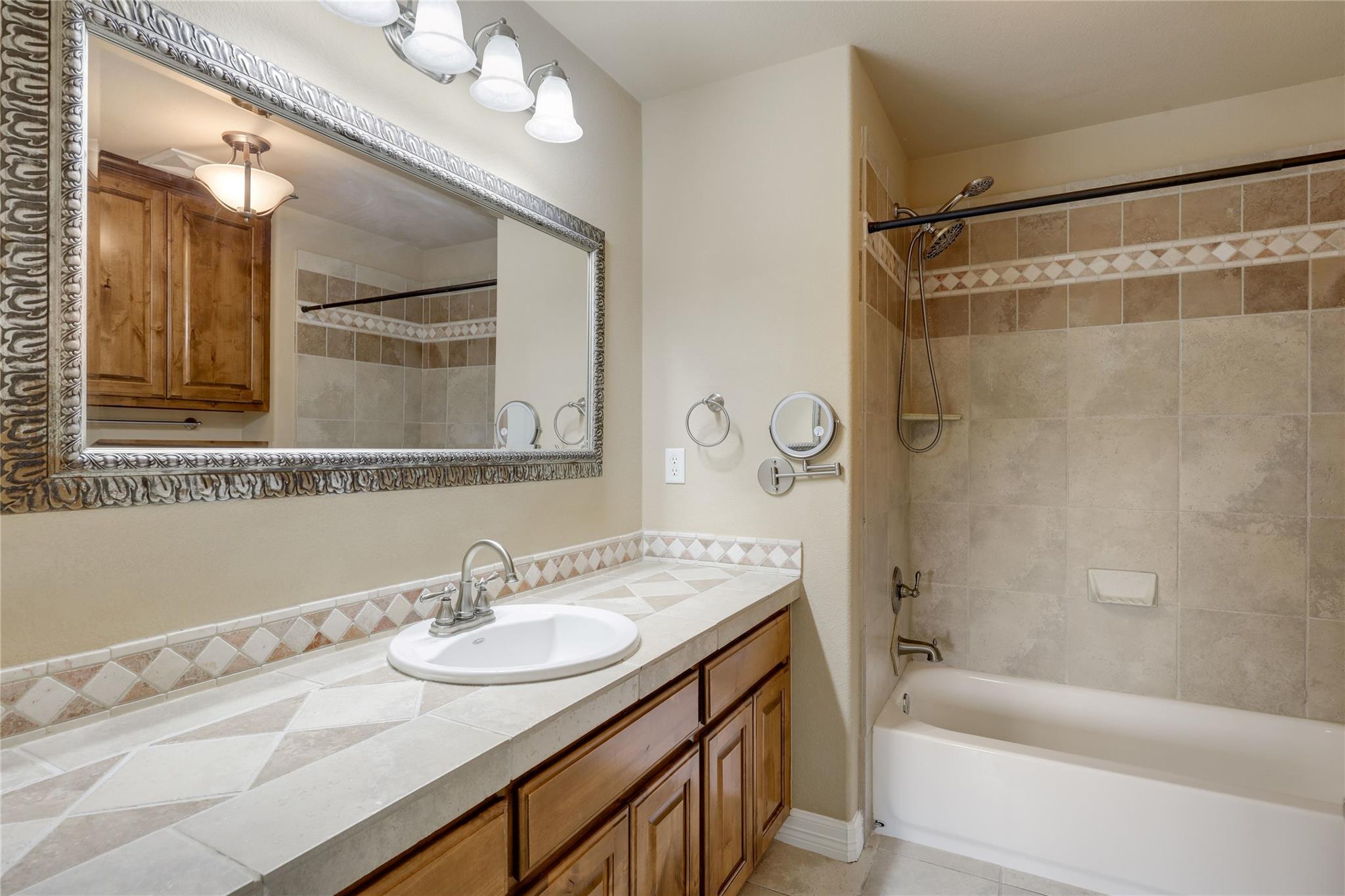 18007 Crystal Cv, Jonestown, TX 78645