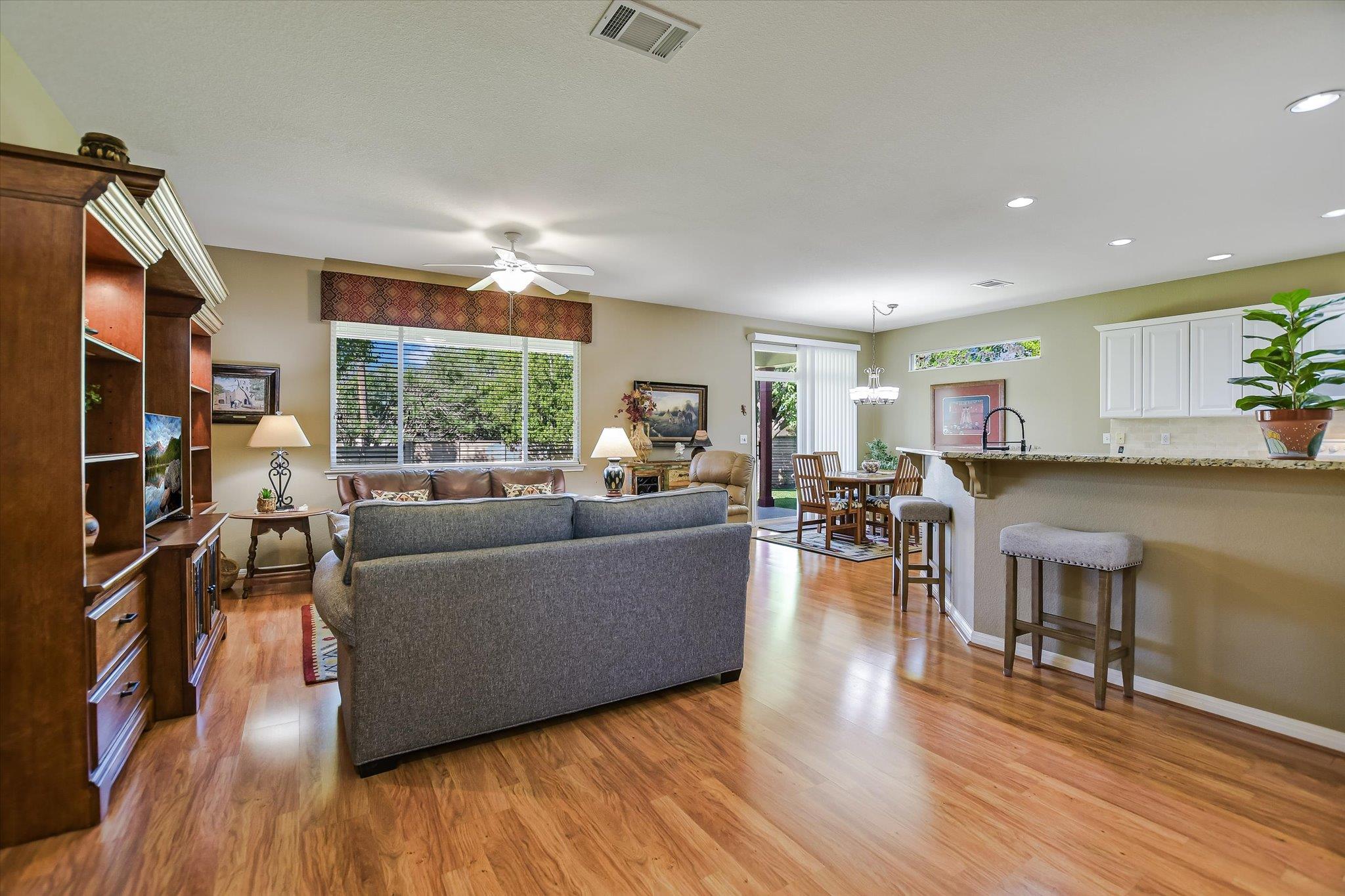 107 Columbine Ct, Georgetown, TX 78633