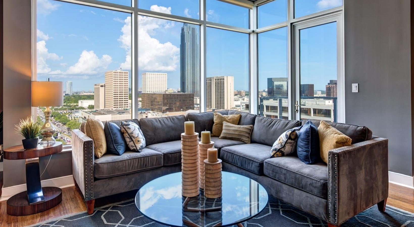 5250 Brownway St # 1905, Houston, TX 77056