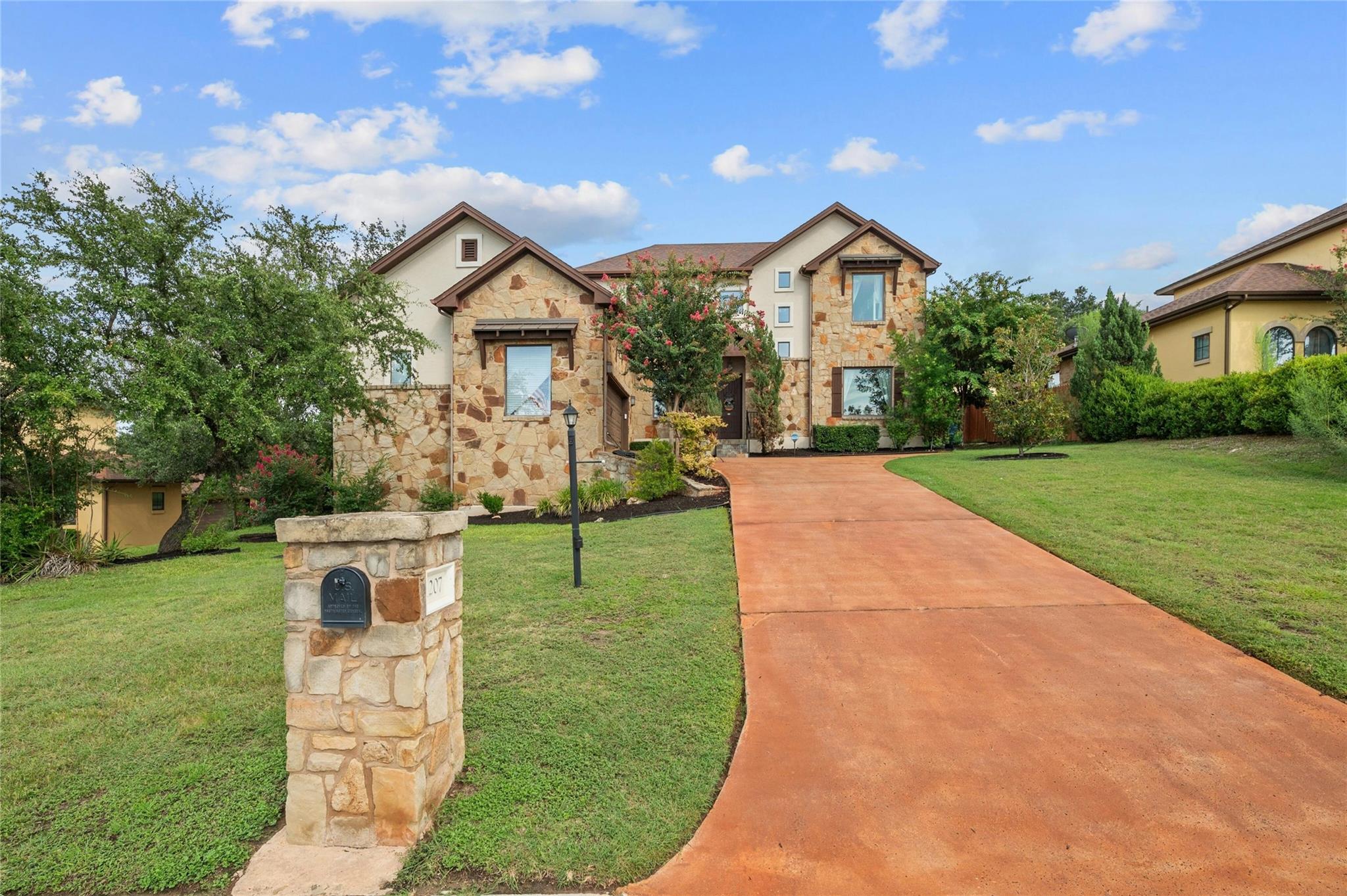 1207 Sledge Dr, Austin, TX 78734