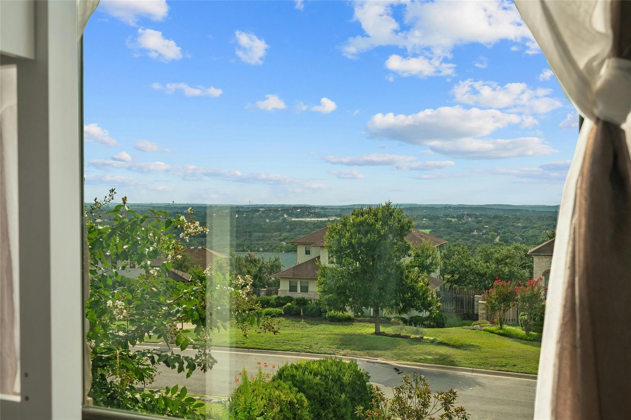 1207 Sledge Dr, Austin, TX 78734