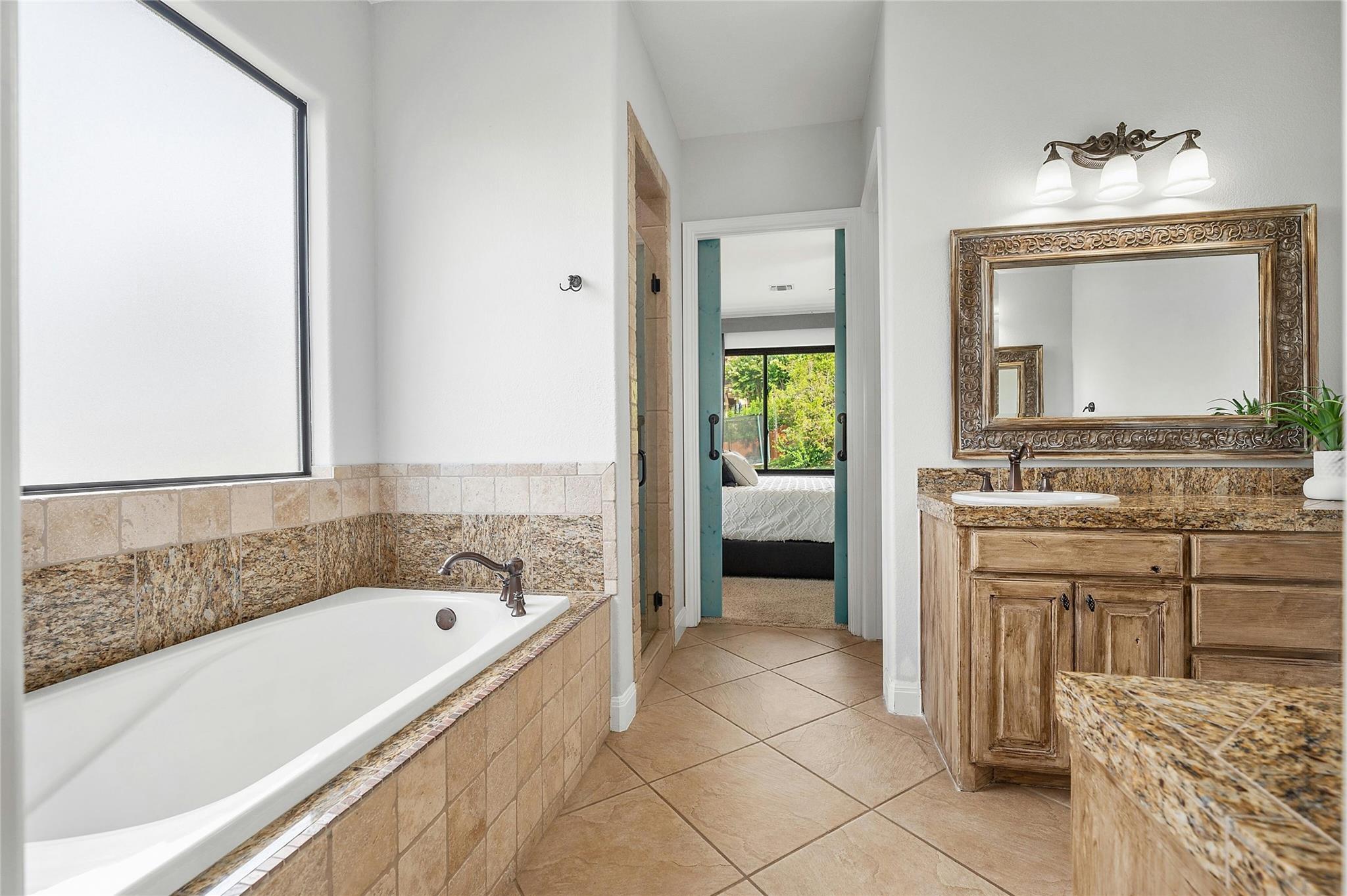 1207 Sledge Dr, Austin, TX 78734