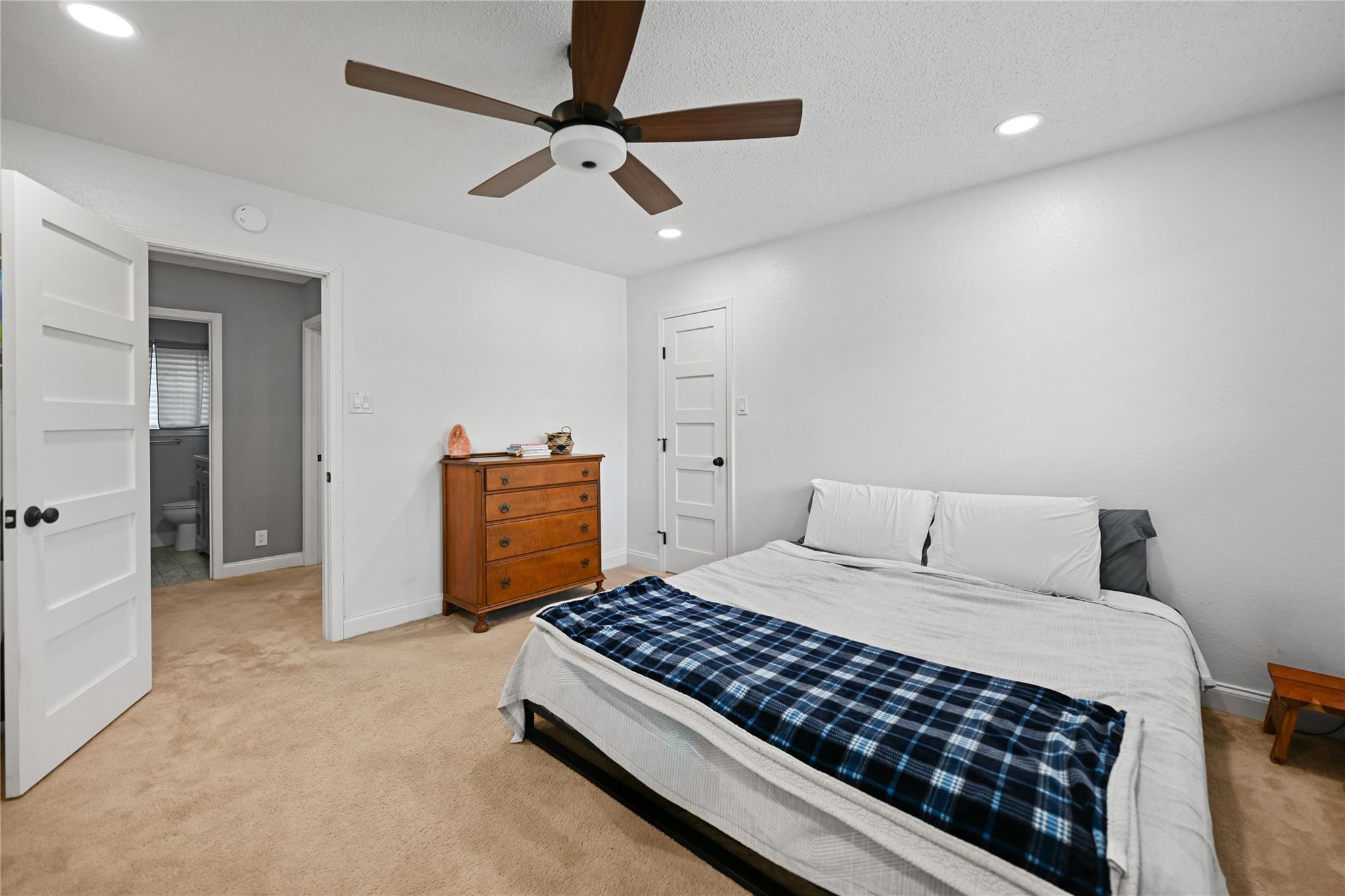 8710 Clearbrook Trl # A and B, Austin, TX 78729