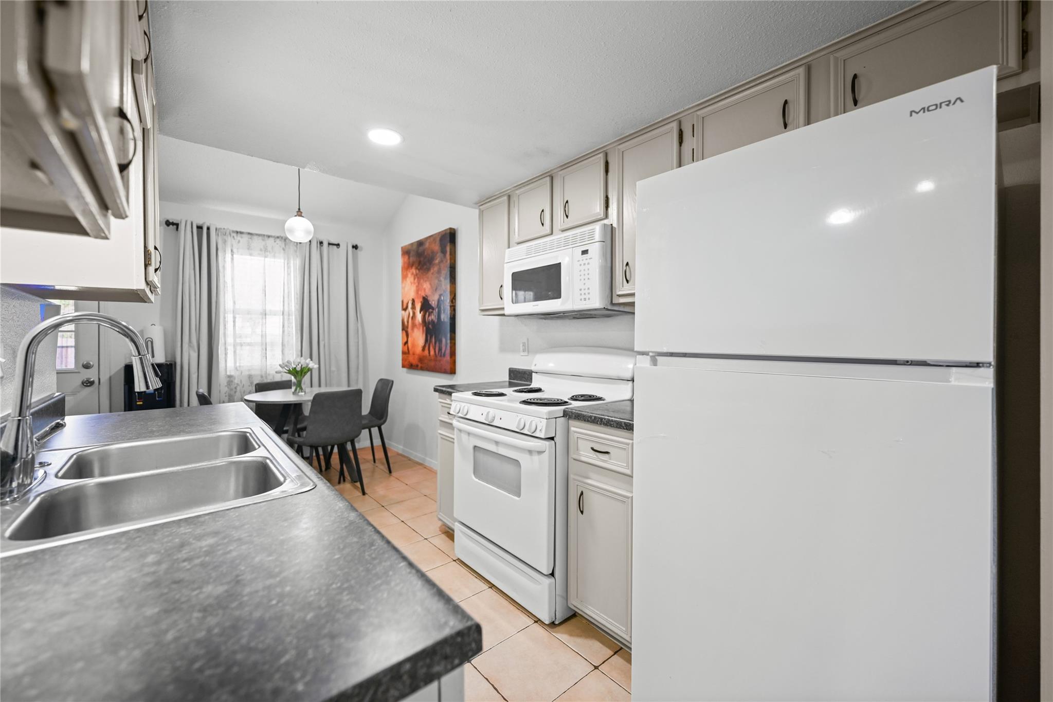8710 Clearbrook Trl # A and B, Austin, TX 78729
