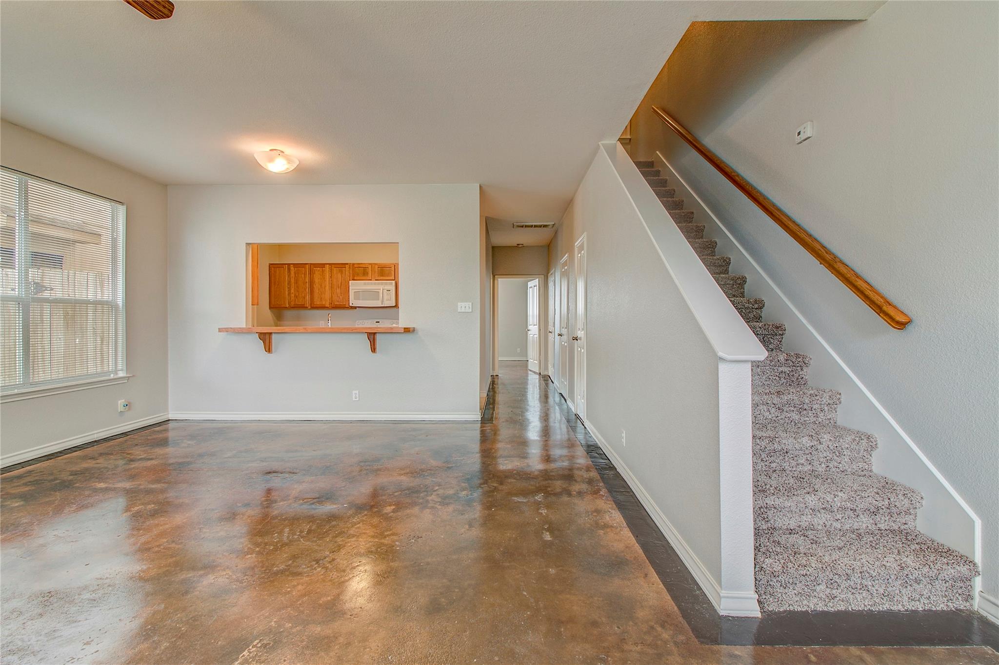 126 Sandstone Dr # D, Jarrell, TX 76537