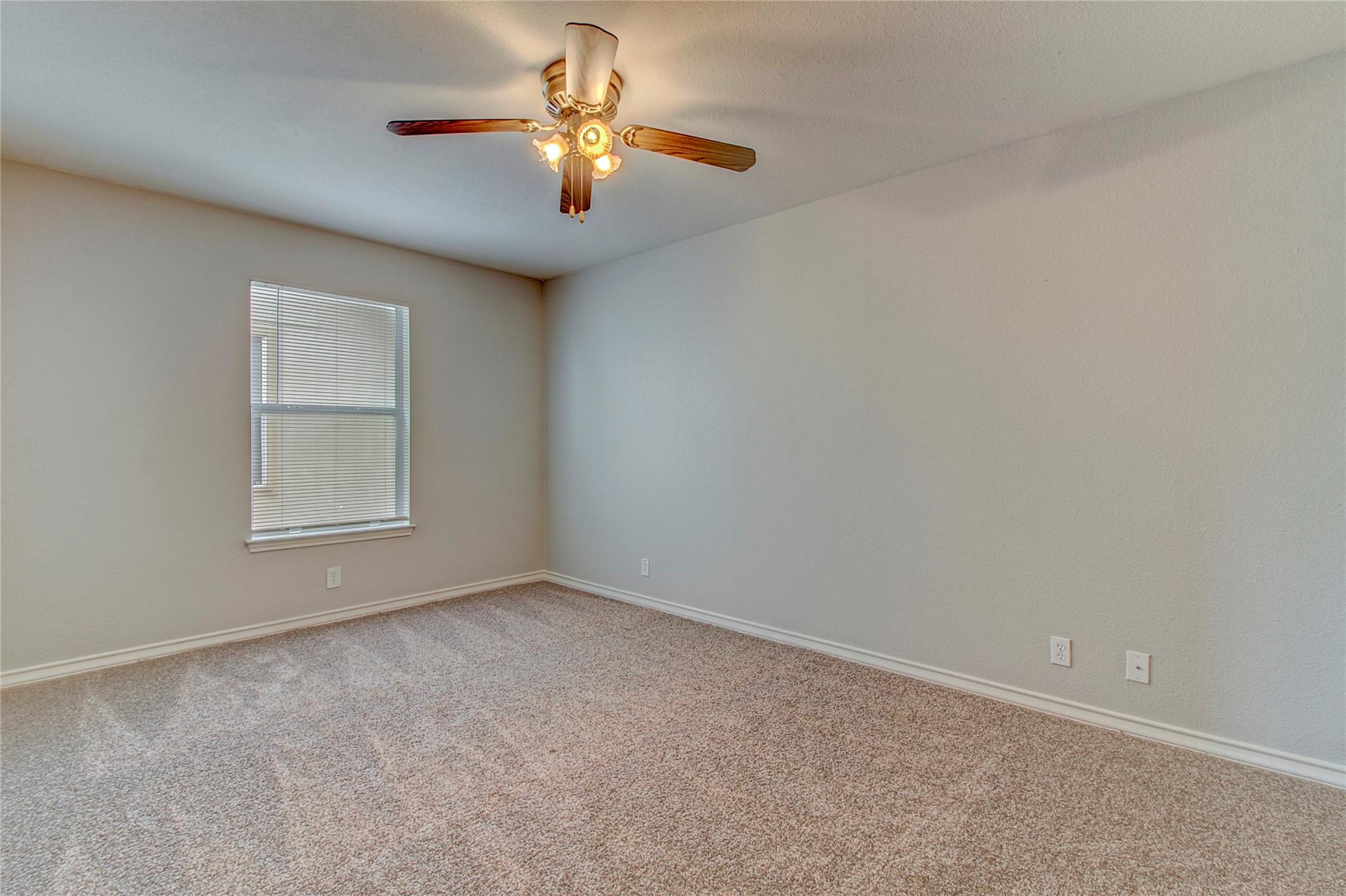 126 Sandstone Dr # D, Jarrell, TX 76537