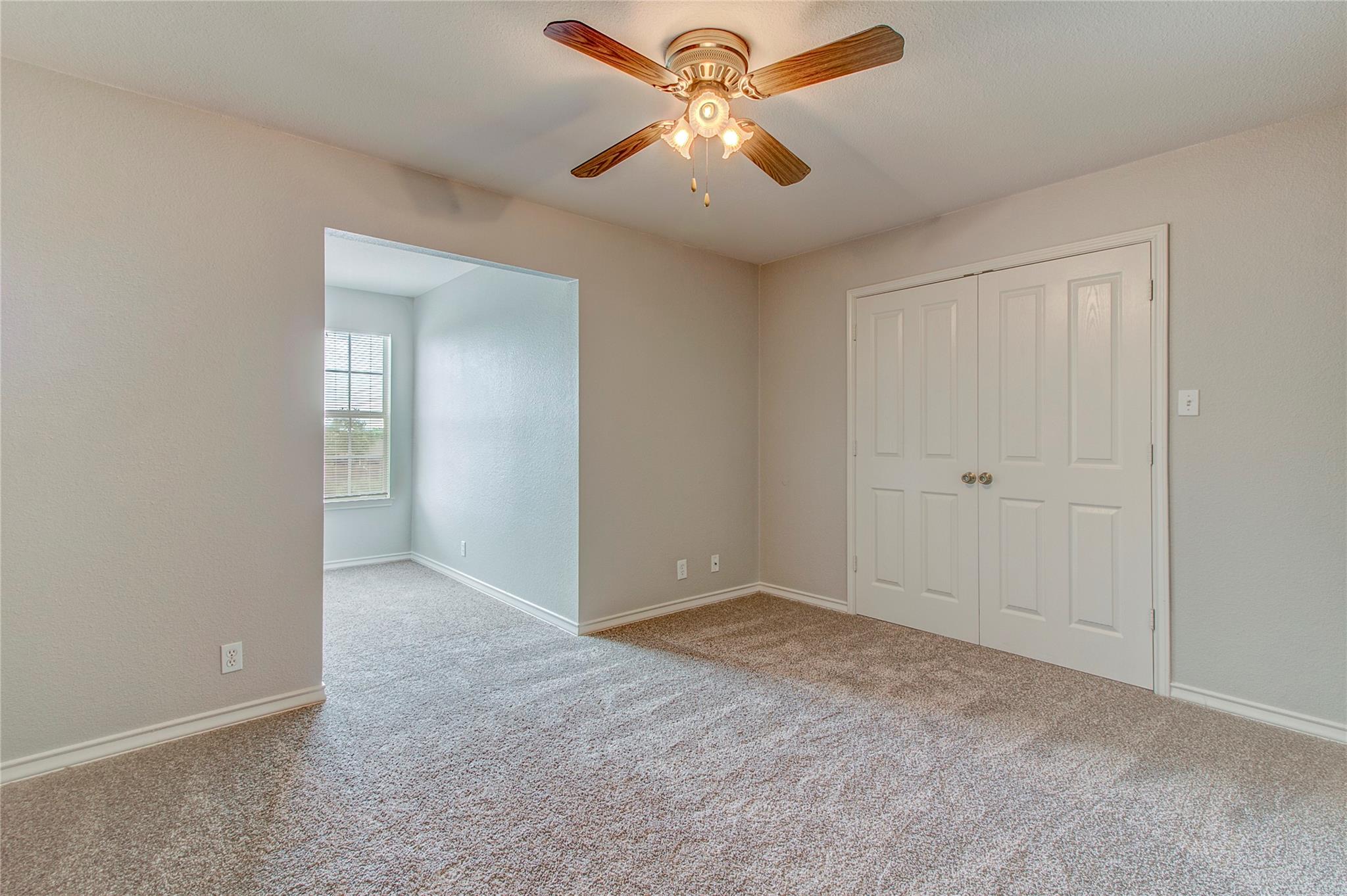 126 Sandstone Dr # D, Jarrell, TX 76537