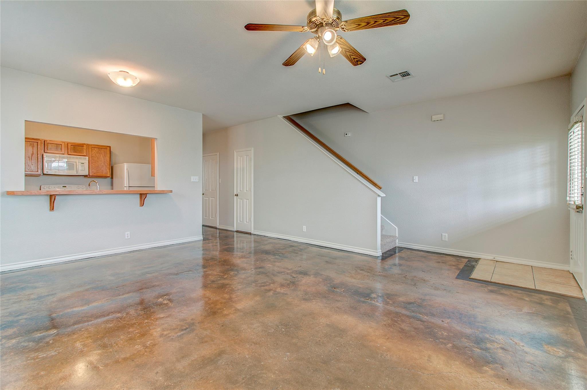 126 Sandstone Dr # D, Jarrell, TX 76537