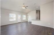 3428 Scott Cir, Seguin, TX 78155