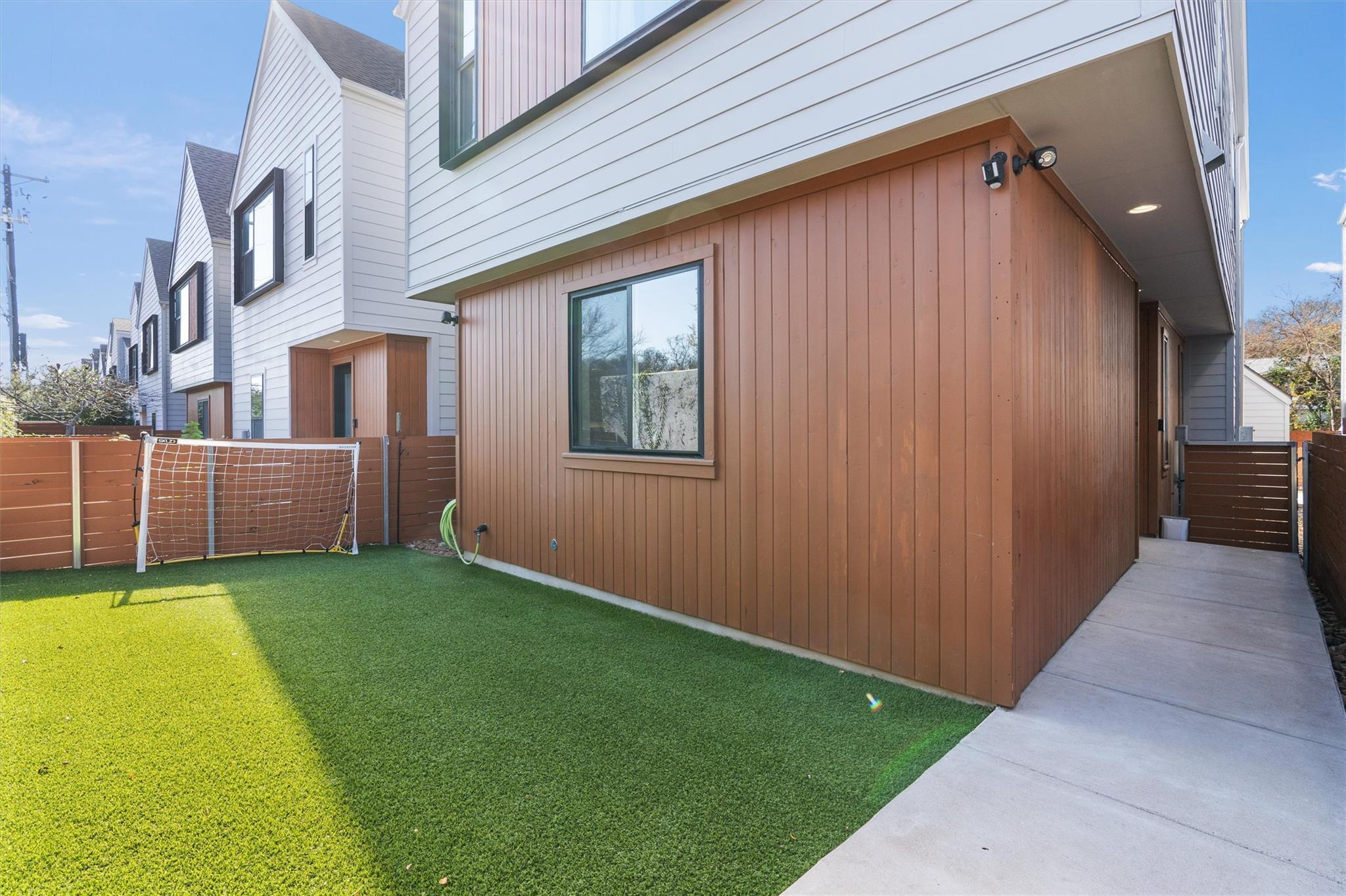 4020 Airport Blvd # 7, Austin, TX 78722
